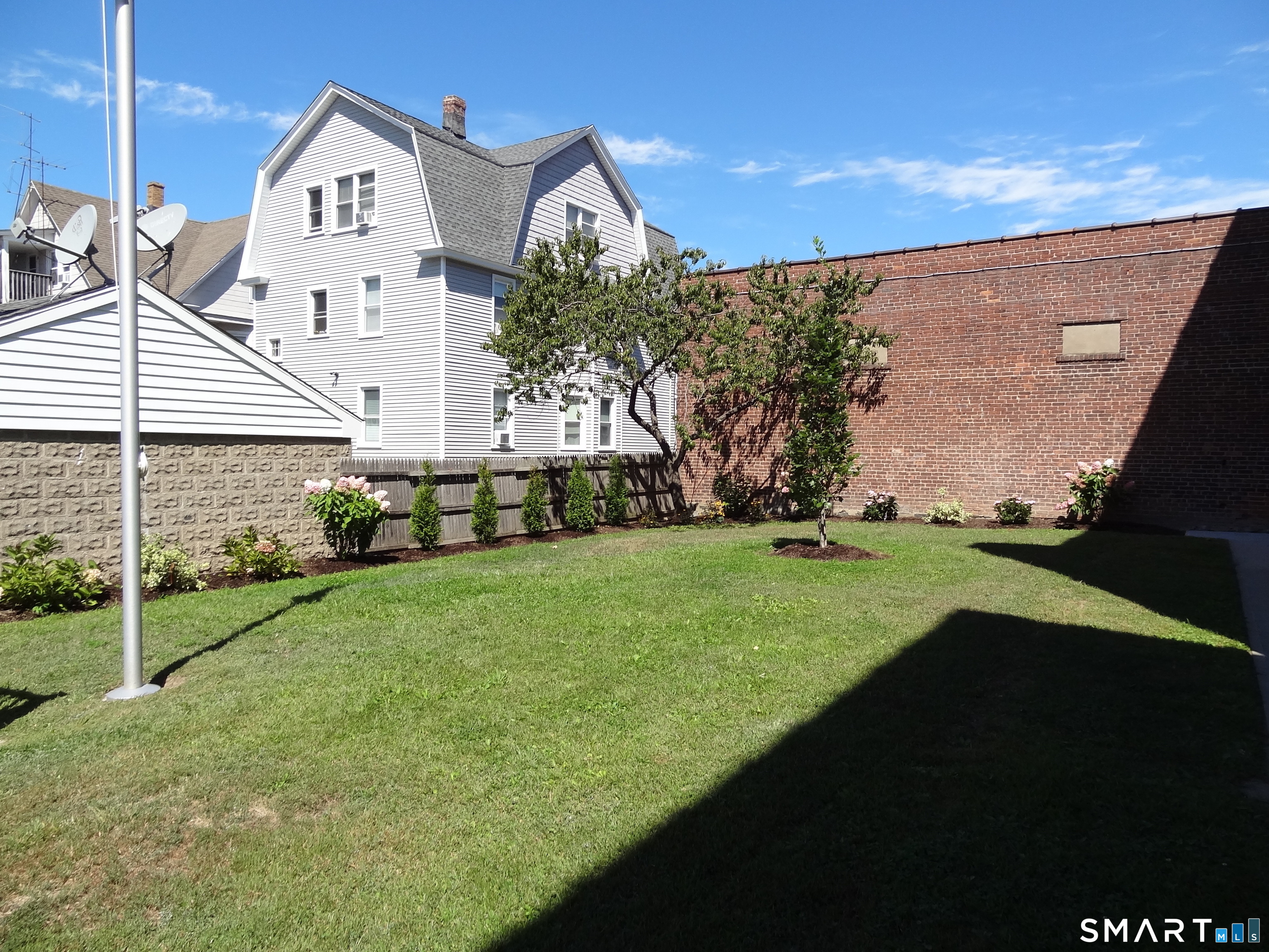 2806 Fairfield Avenue Unit #205 photo 17
