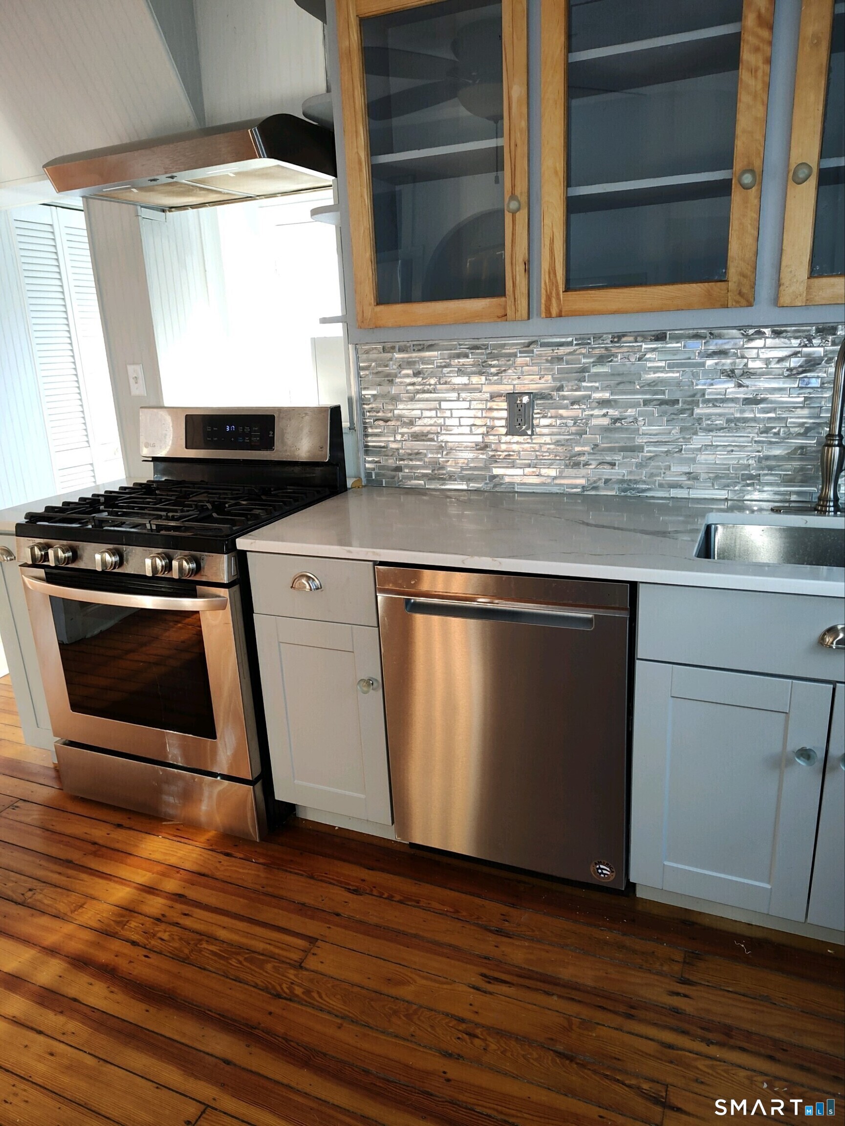 231 Second Avenue photo 9