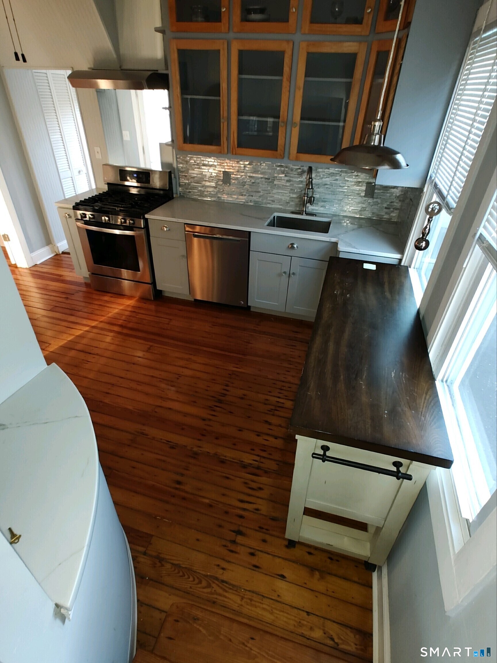 231 Second Avenue photo 14