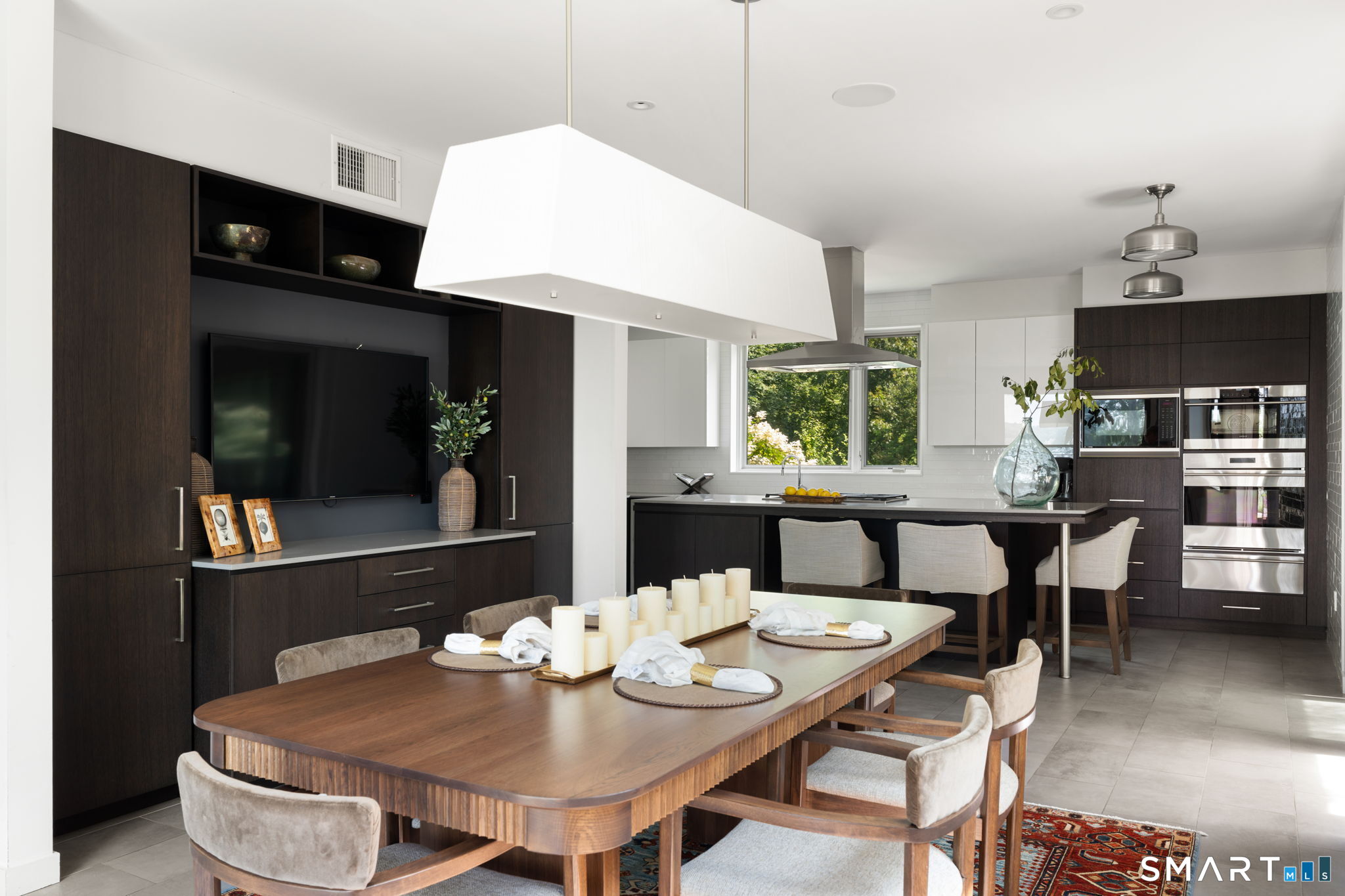 Custom built ins, porcelain tile...