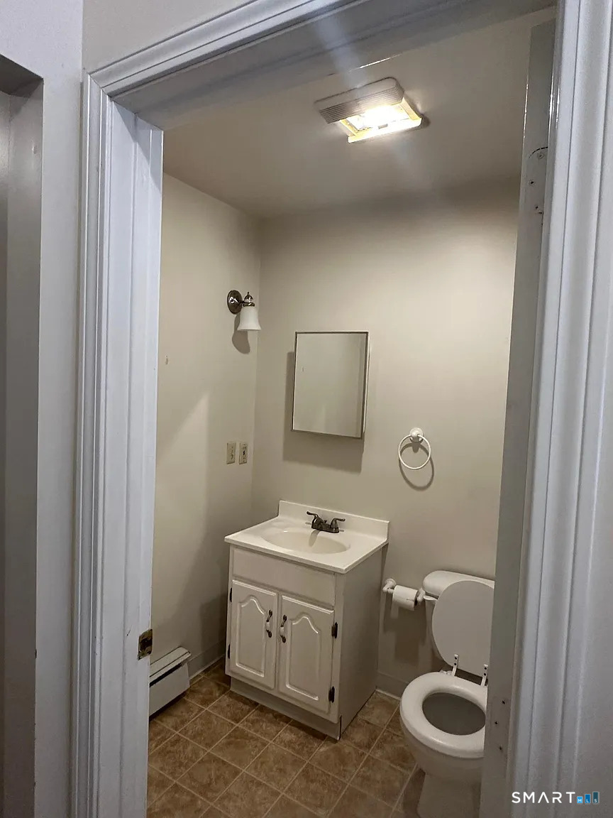 13 Forest Avenue photo 6