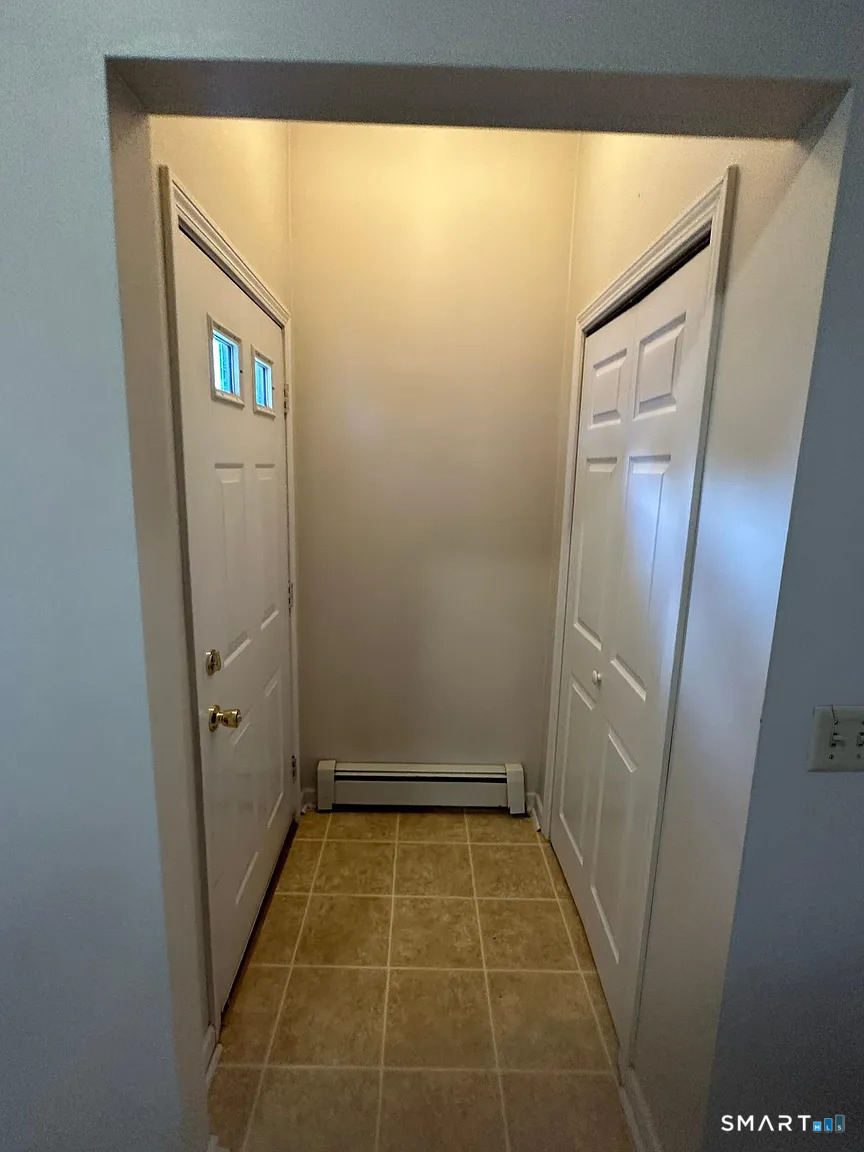 13 Forest Avenue photo 9