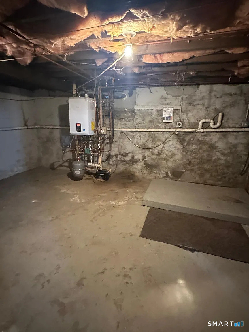 13 Forest Avenue photo 10