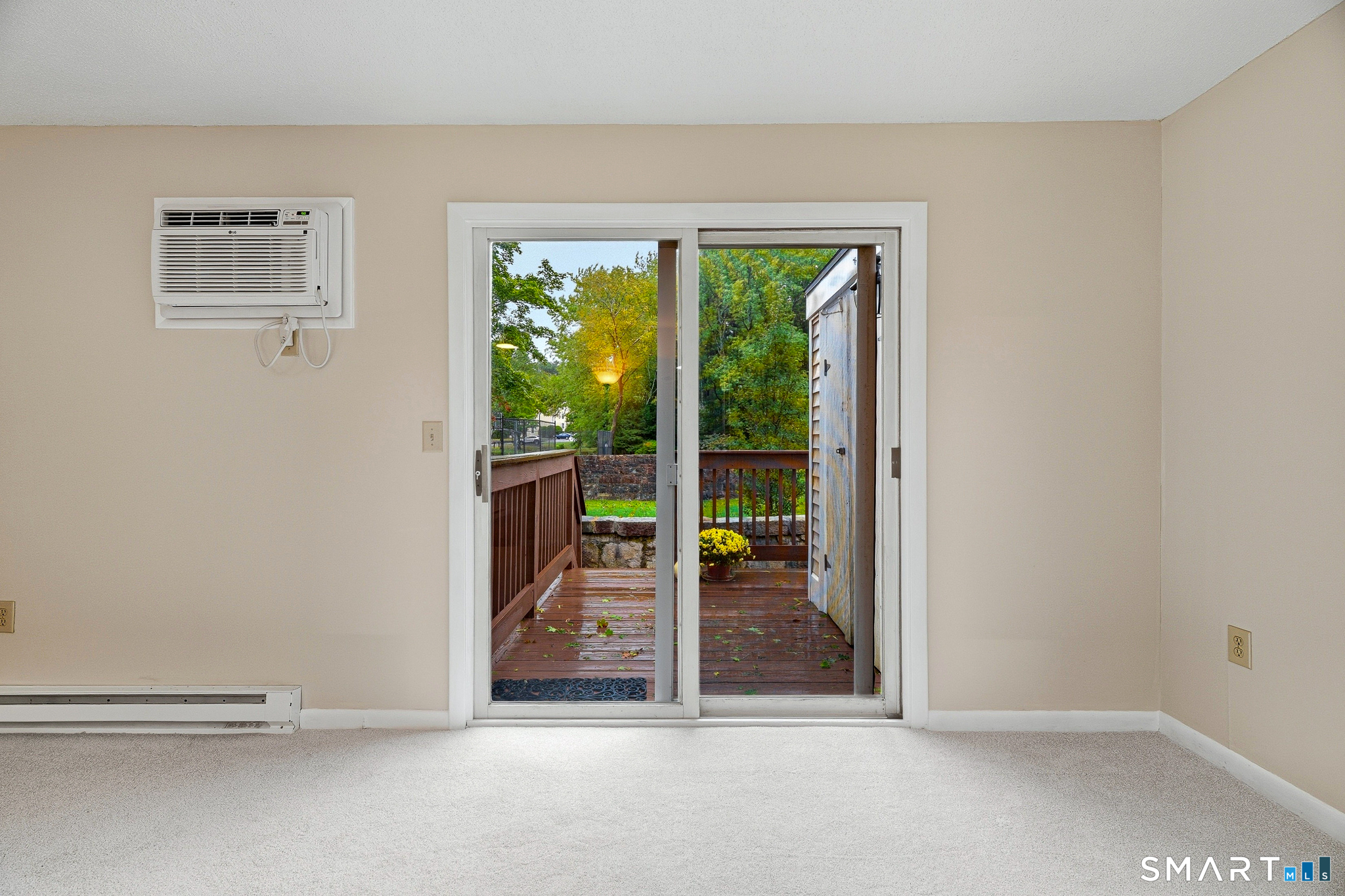 54 Rope Ferry Road, #A15, Jordan Village, Waterford, CT 06385