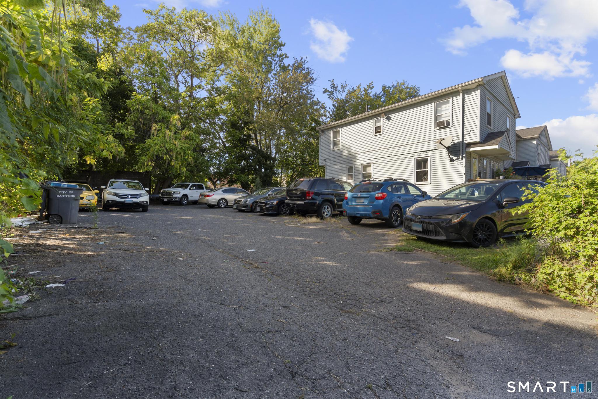 571 Garden Street photo 26