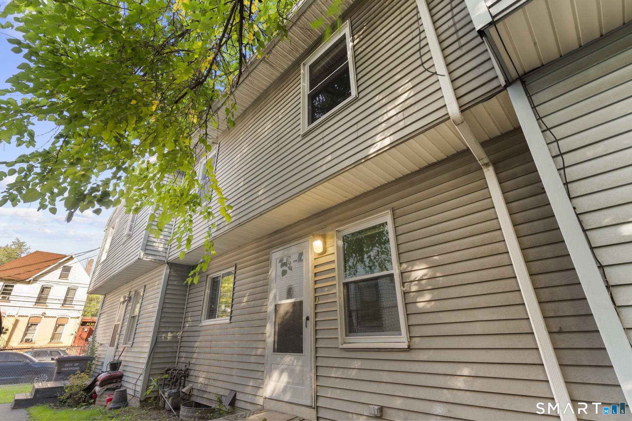 571 Garden Street photo 25