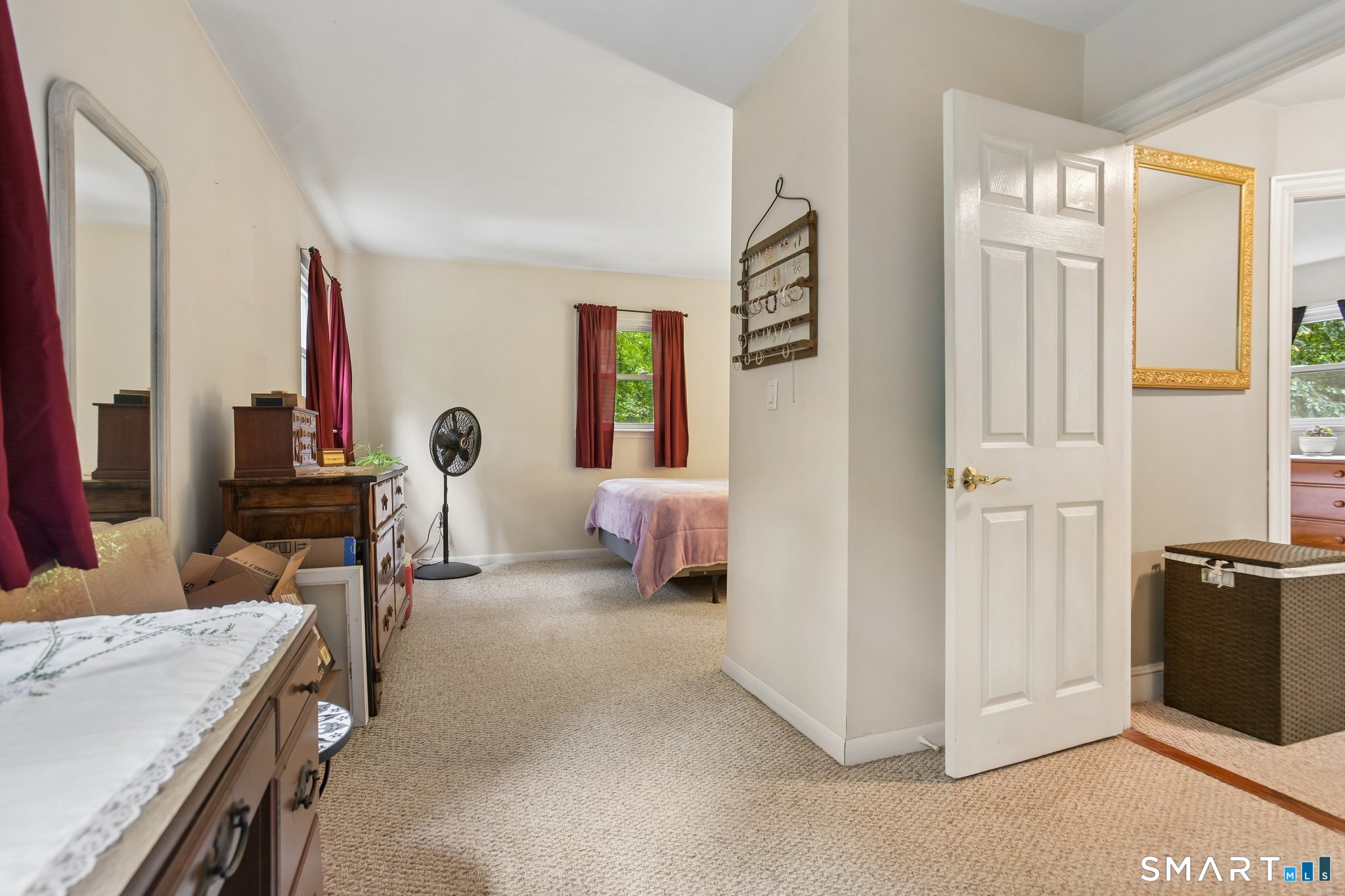 15 Hunters Path, Clinton, CT 06413