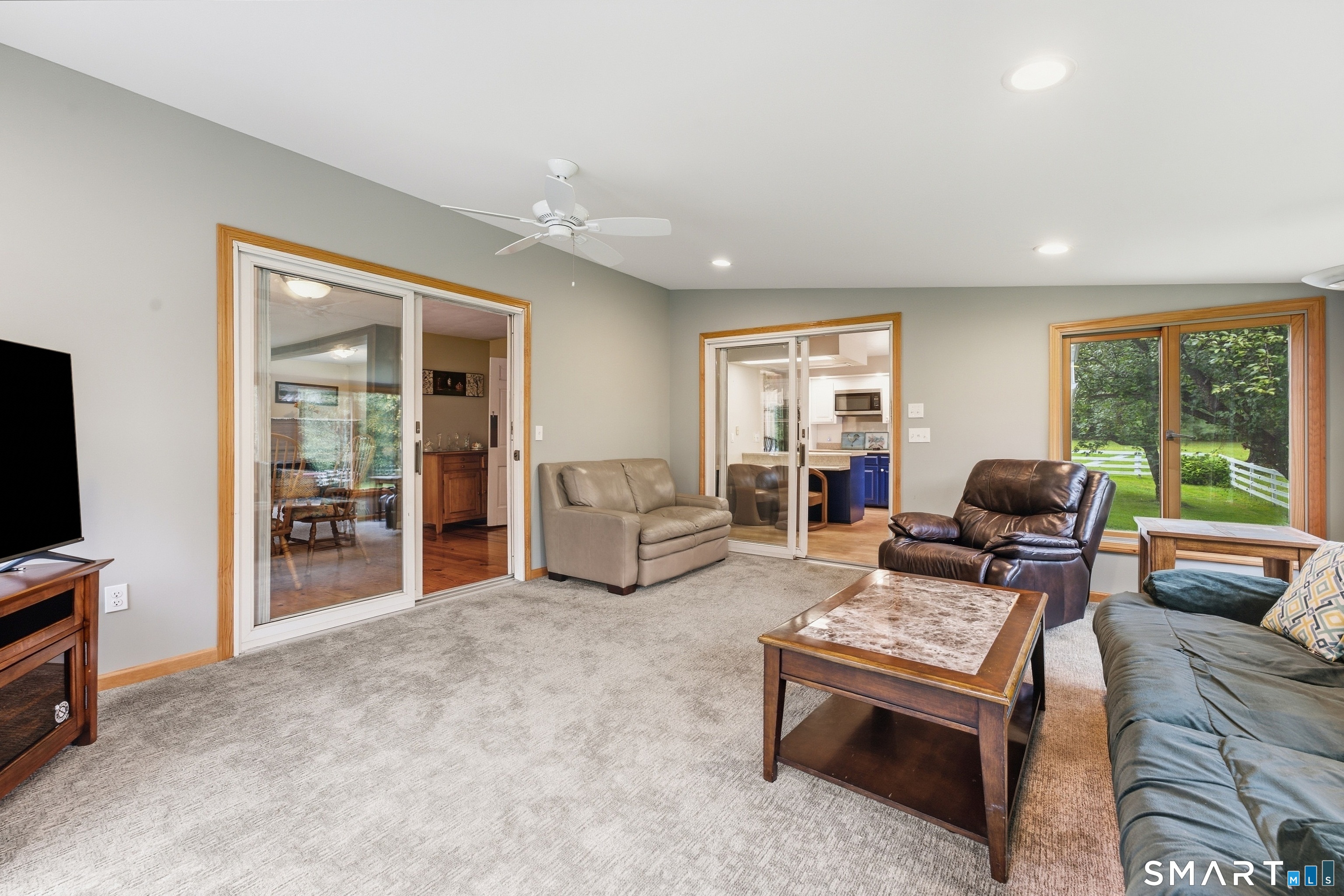 1823 Mountain Road photo 6