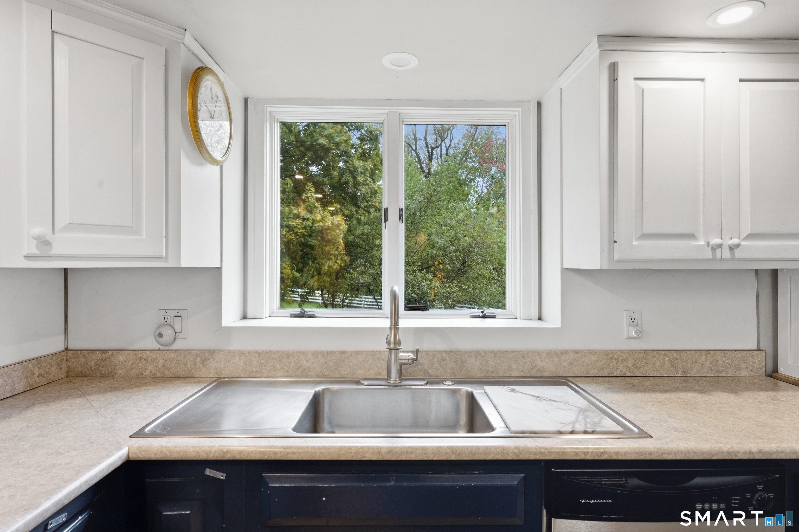 1823 Mountain Road photo 10