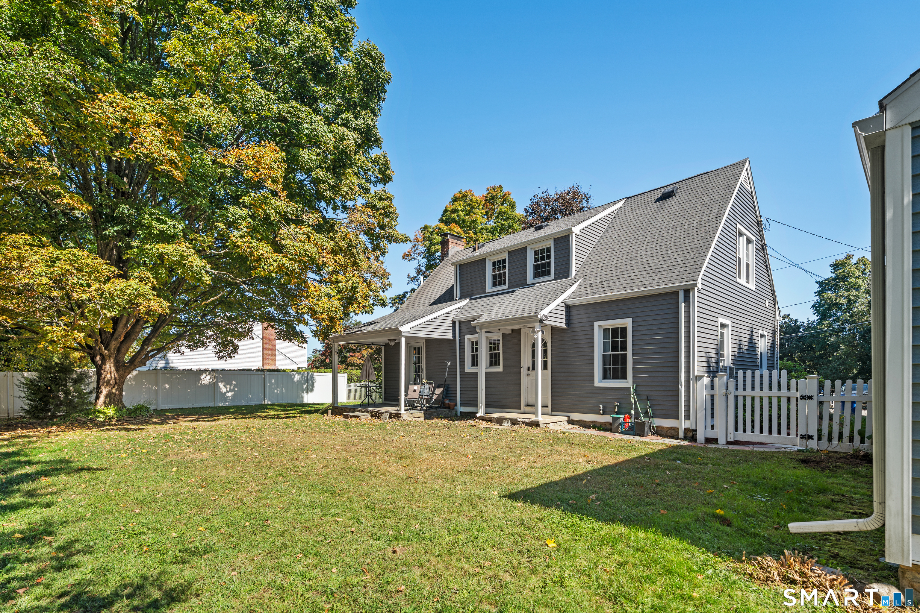 85 Claxton Avenue photo 19