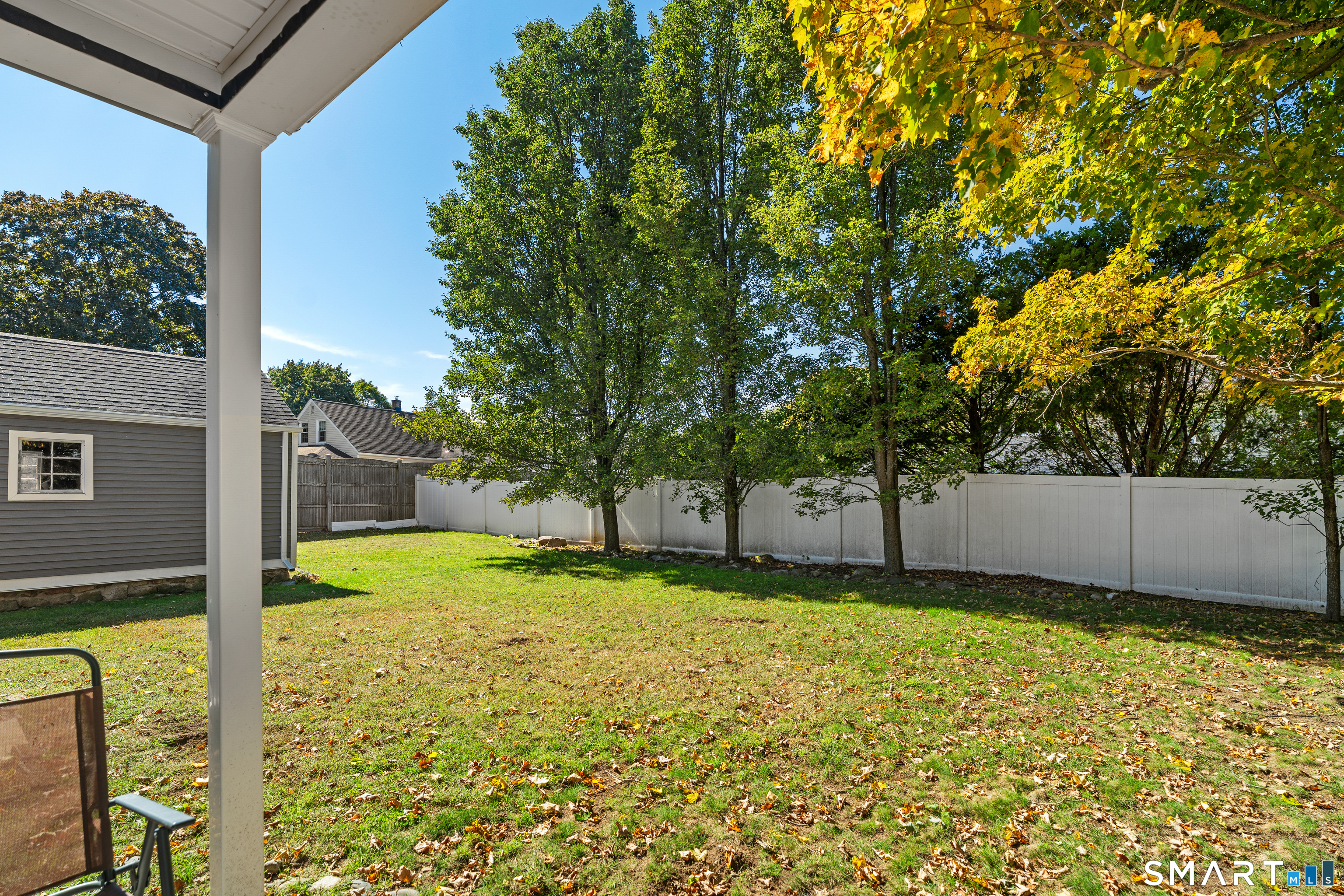 85 Claxton Avenue photo 18