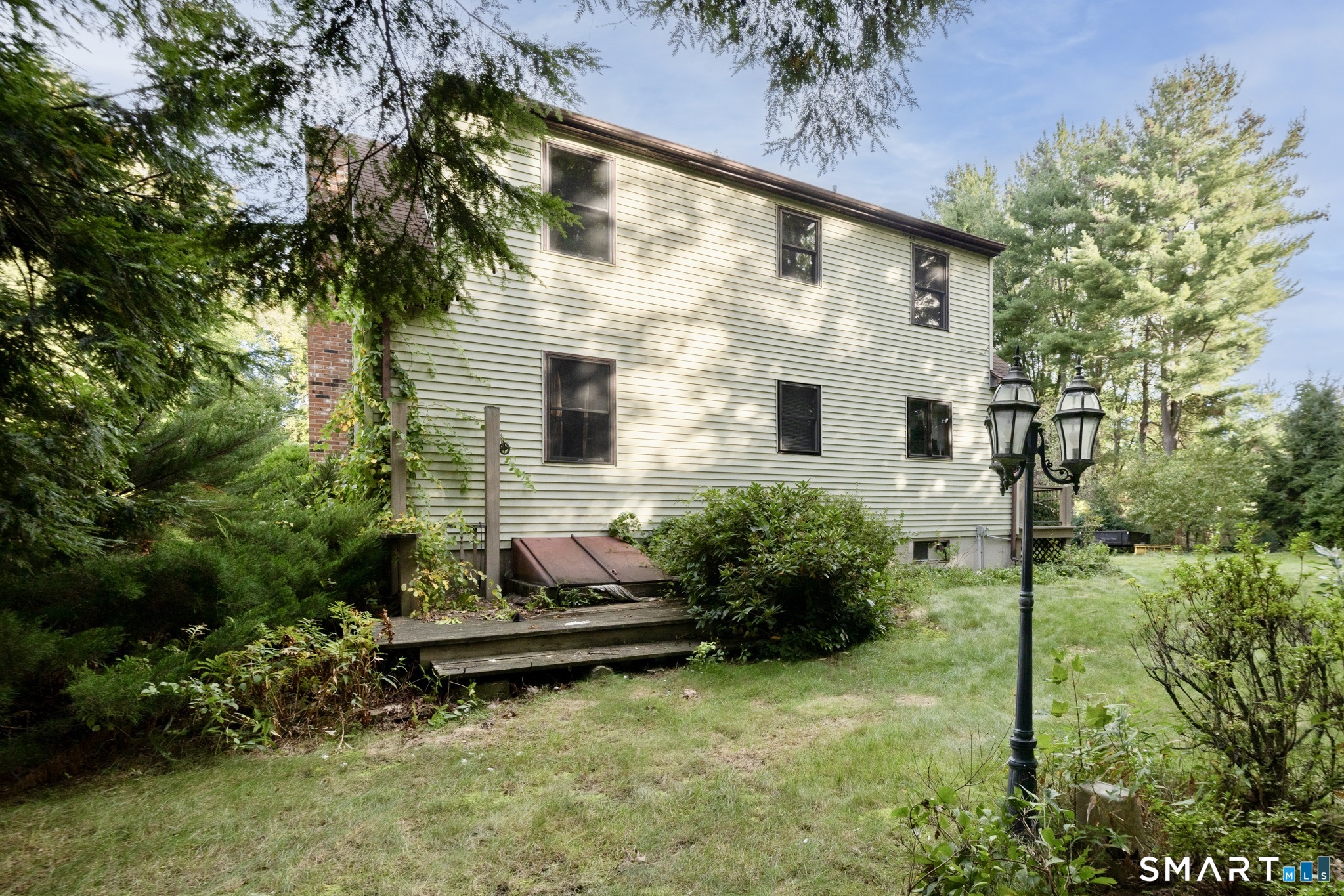 357 River Street photo 31