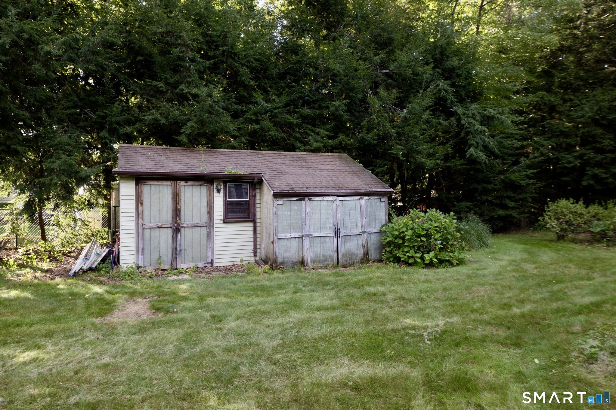 357 River Street photo 37