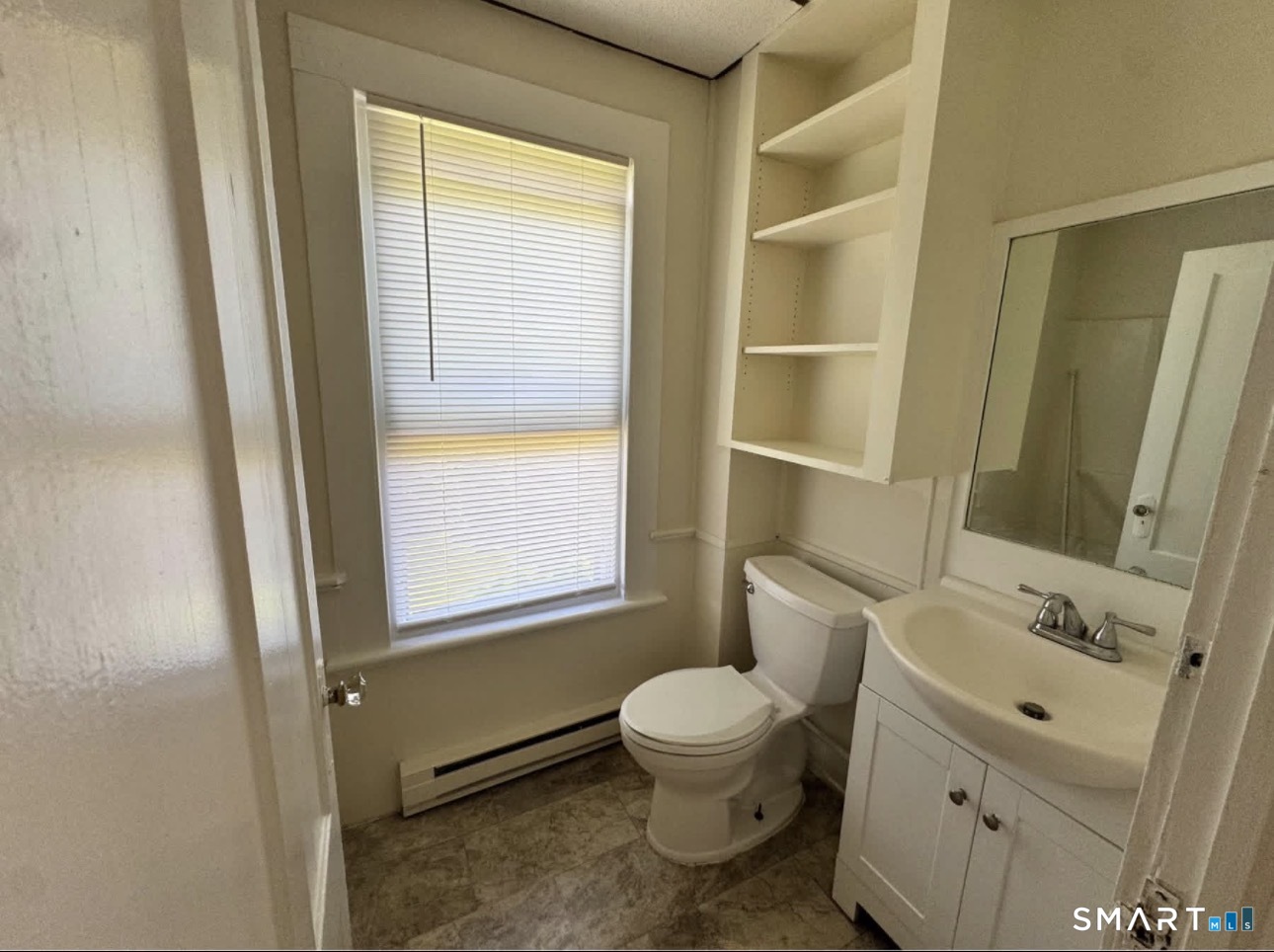 57 Rhodes Street photo 3