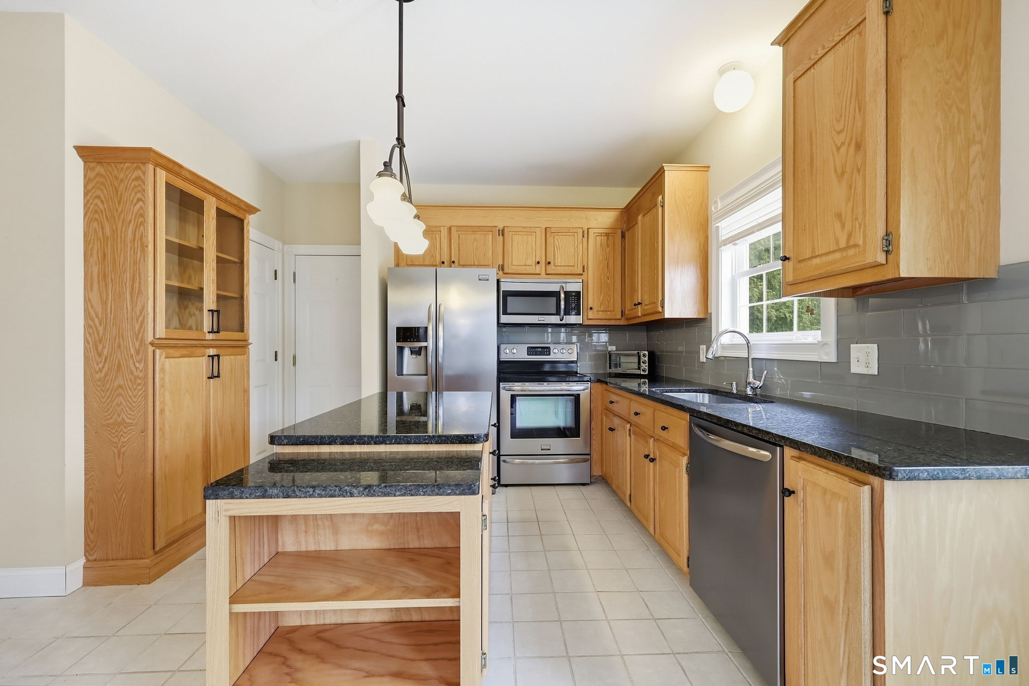 12 Tarragon Drive photo 13