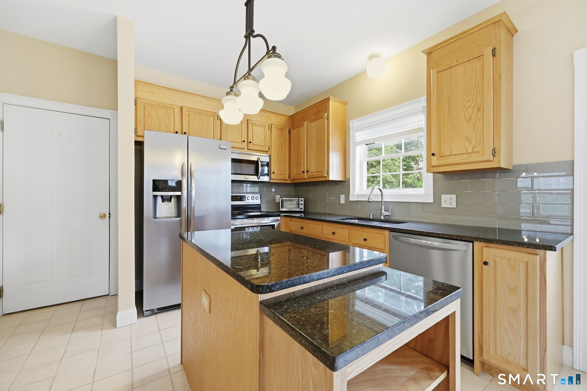 12 Tarragon Drive photo 12