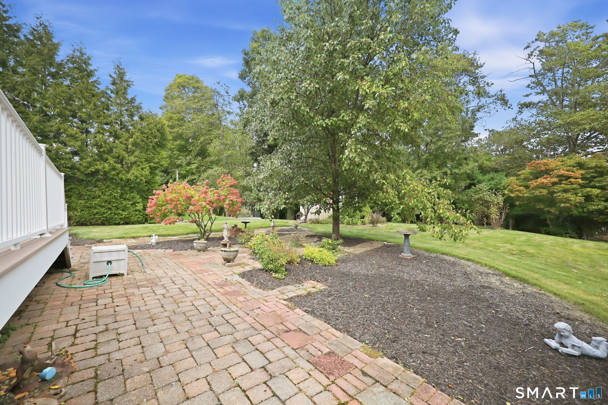 12 Tarragon Drive photo 33