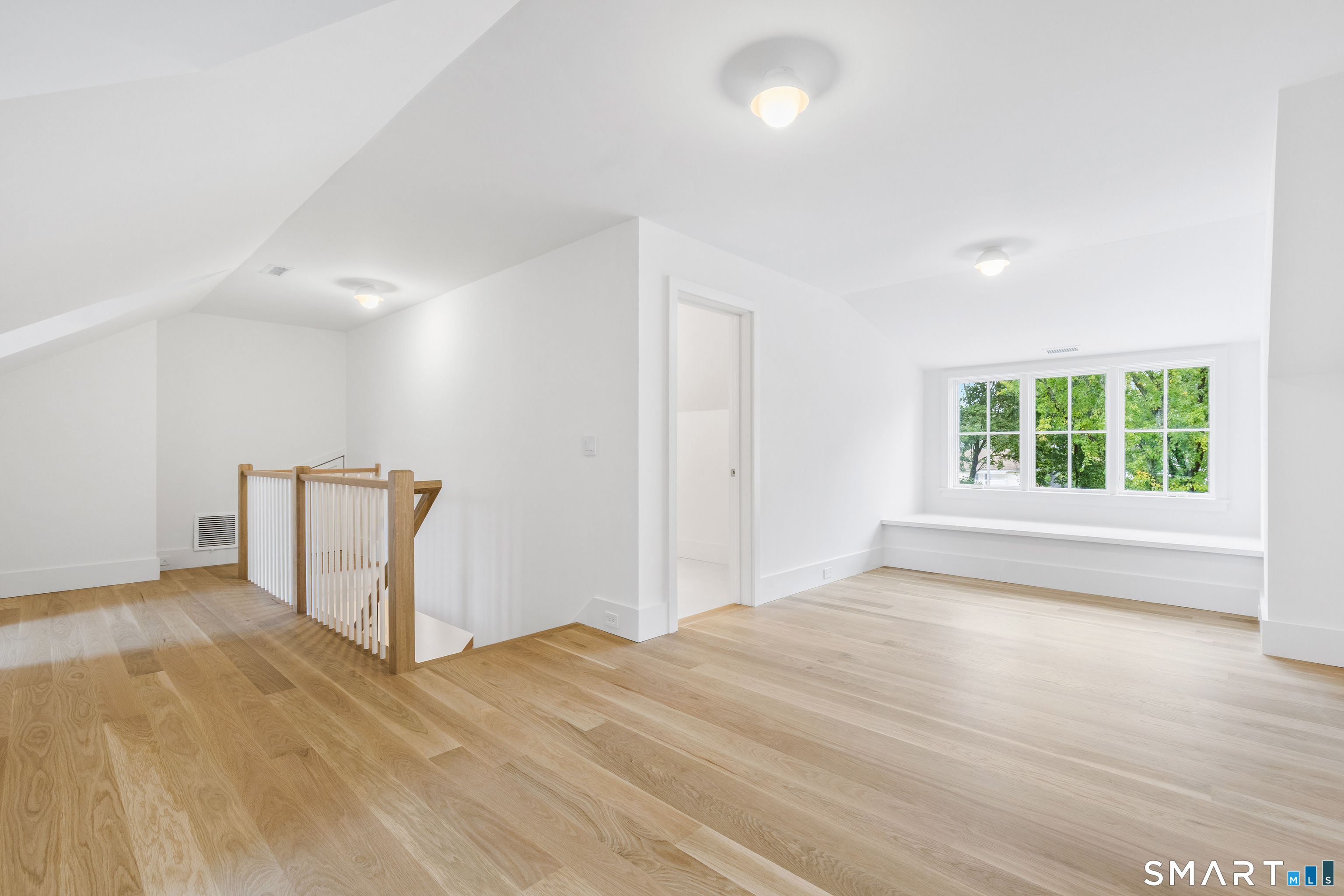 24 Oak Grove Place photo 31