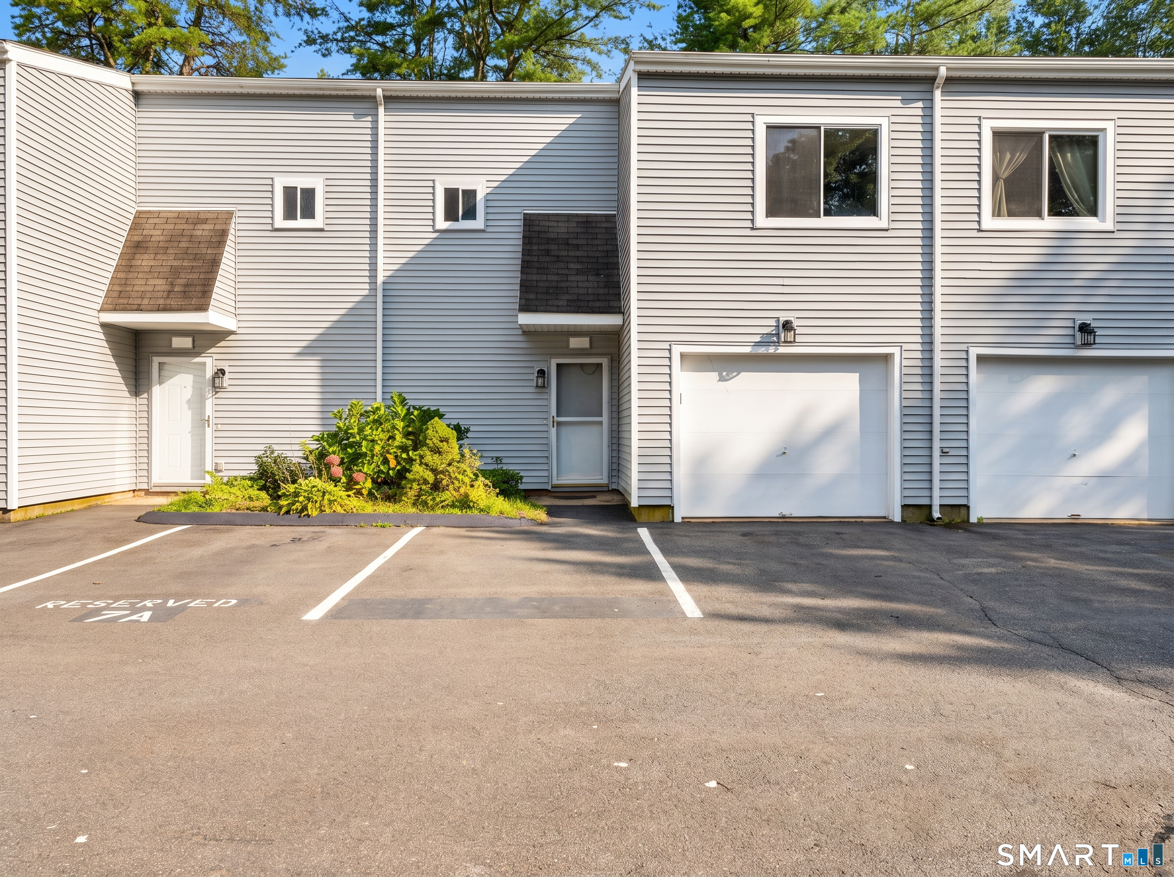 Photo 2 of Townhouse for sale at 274 Church St #7E, Guilford, CT 06437 | MLS# 24209235 | Listing updated on 2026-10-05