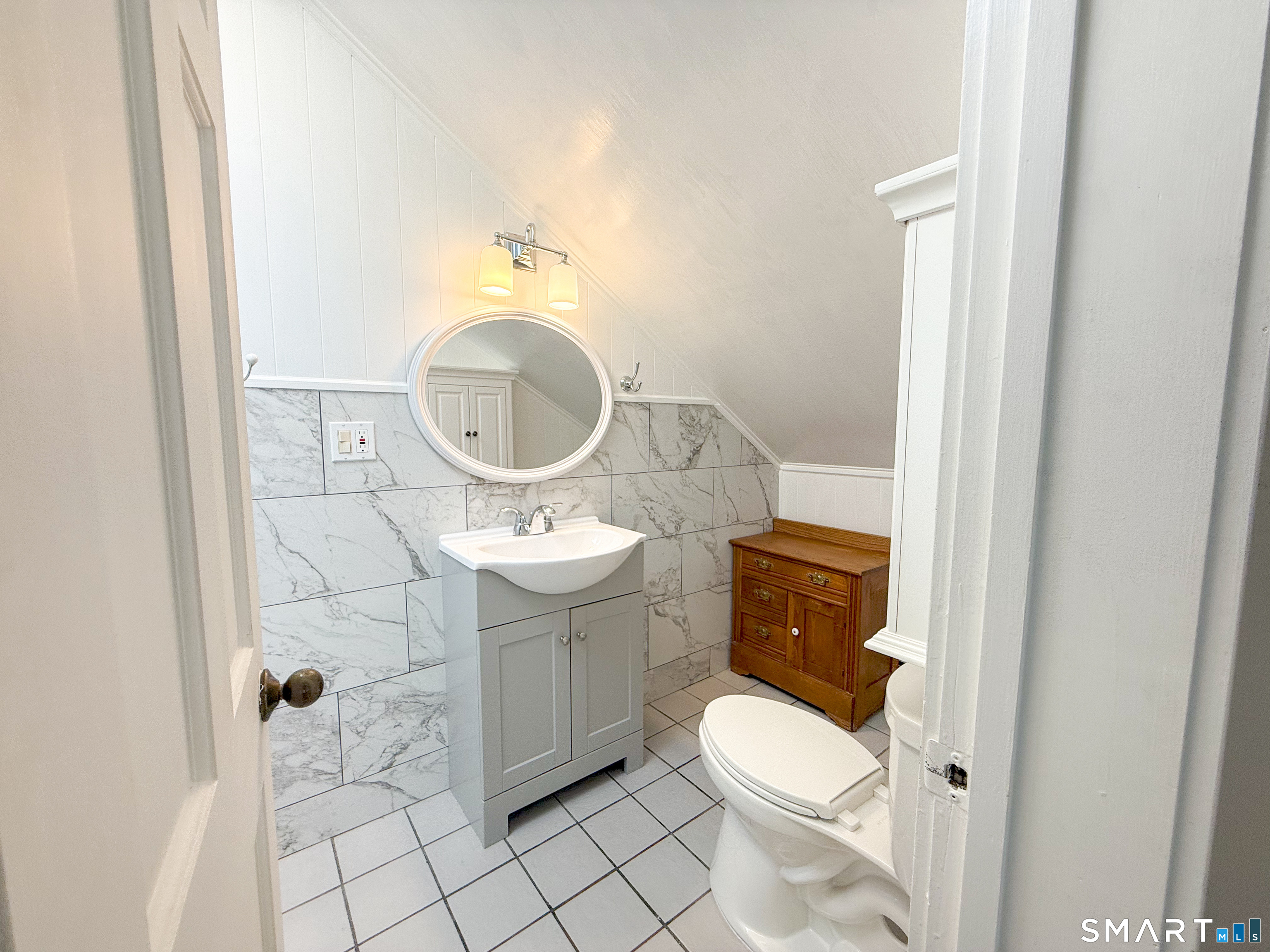 51 Franklin Street, New London, CT 06320