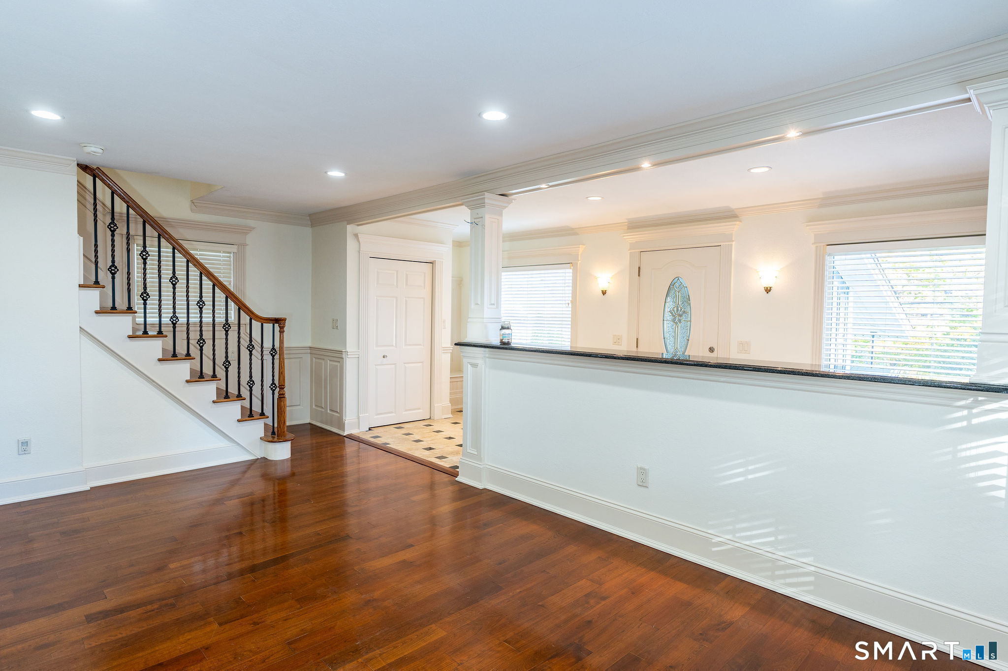 231 Buckingham Street photo 16
