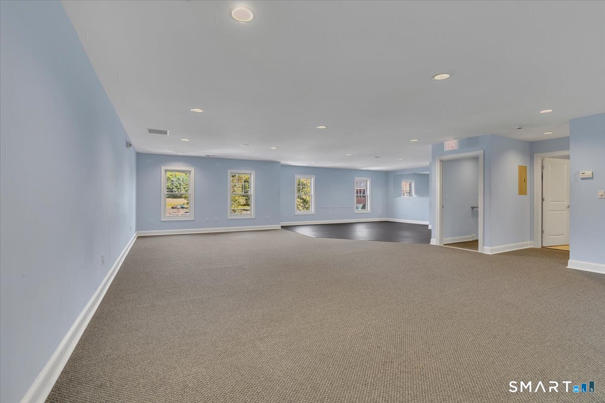 225 Oakland Road Unit #204 photo 11