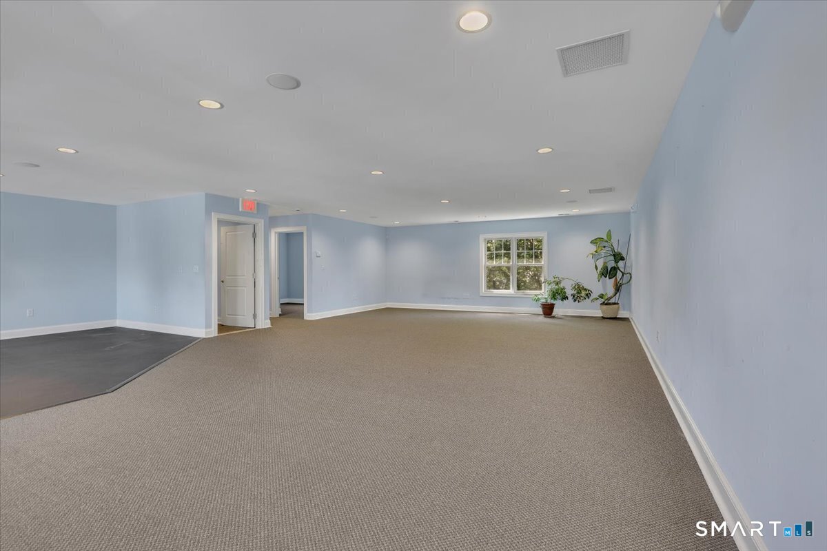 225 Oakland Road Unit #204 photo 13