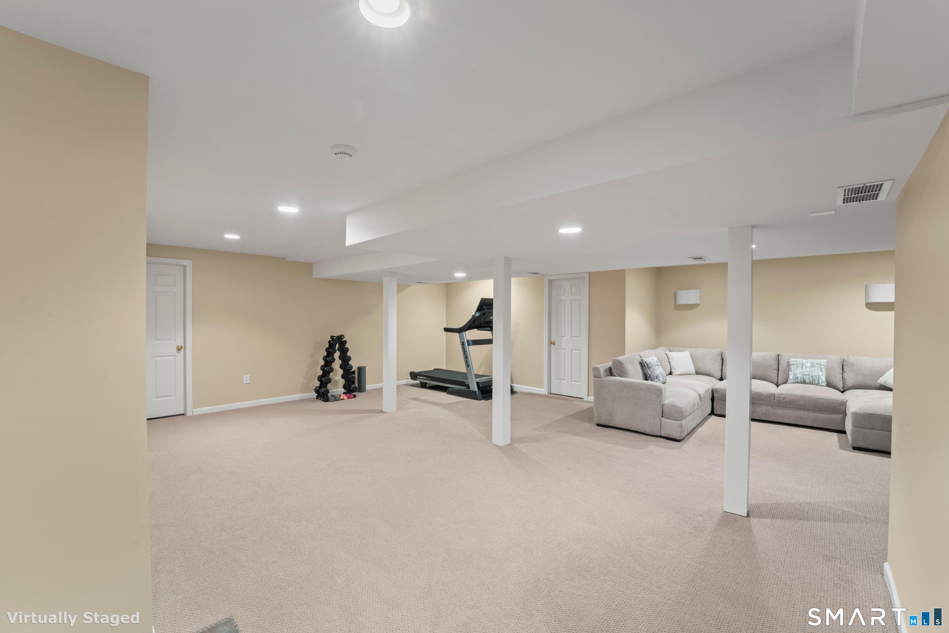 15 Wedgewood Court photo 34