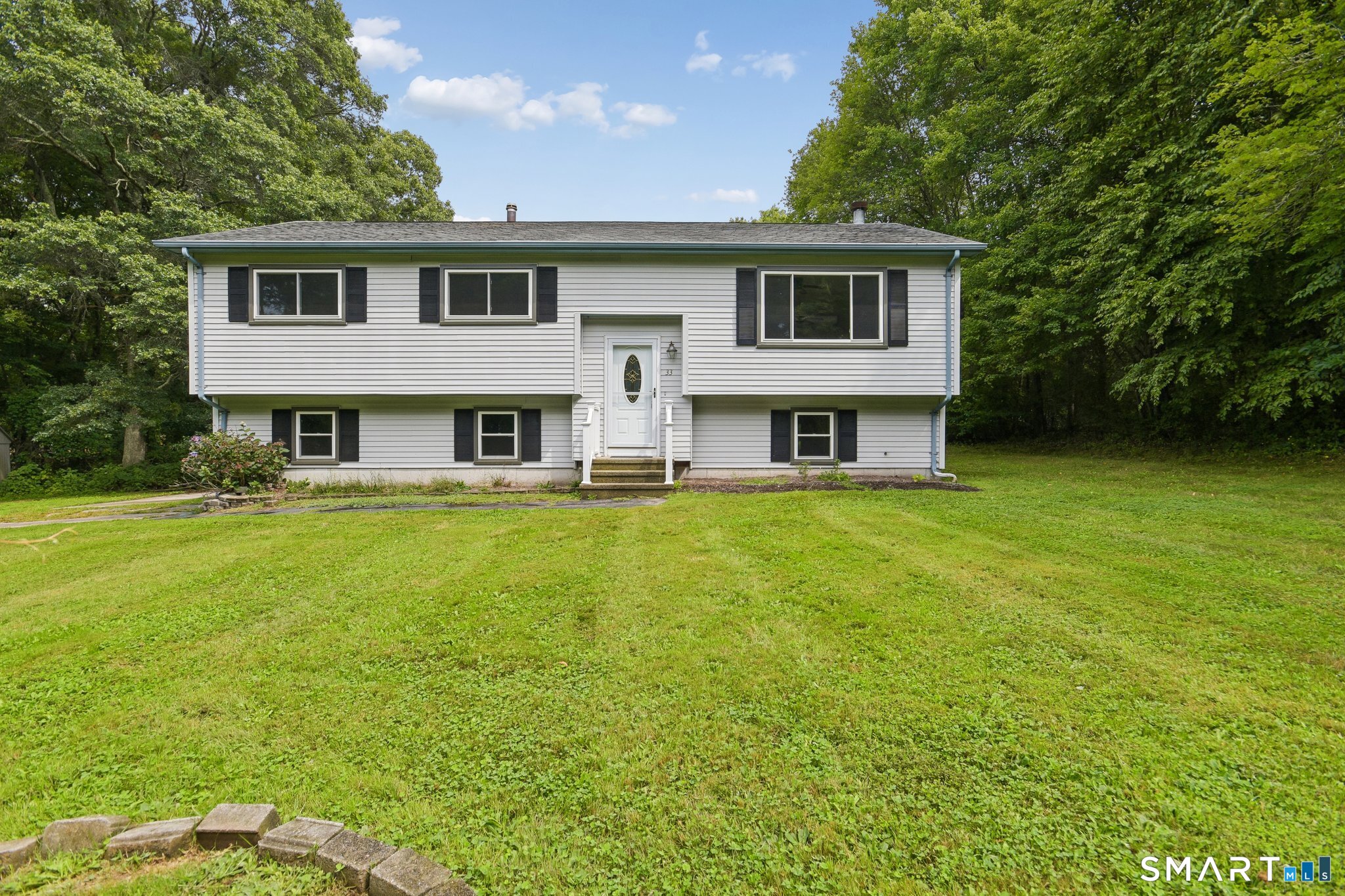33 Deer Ridge Road