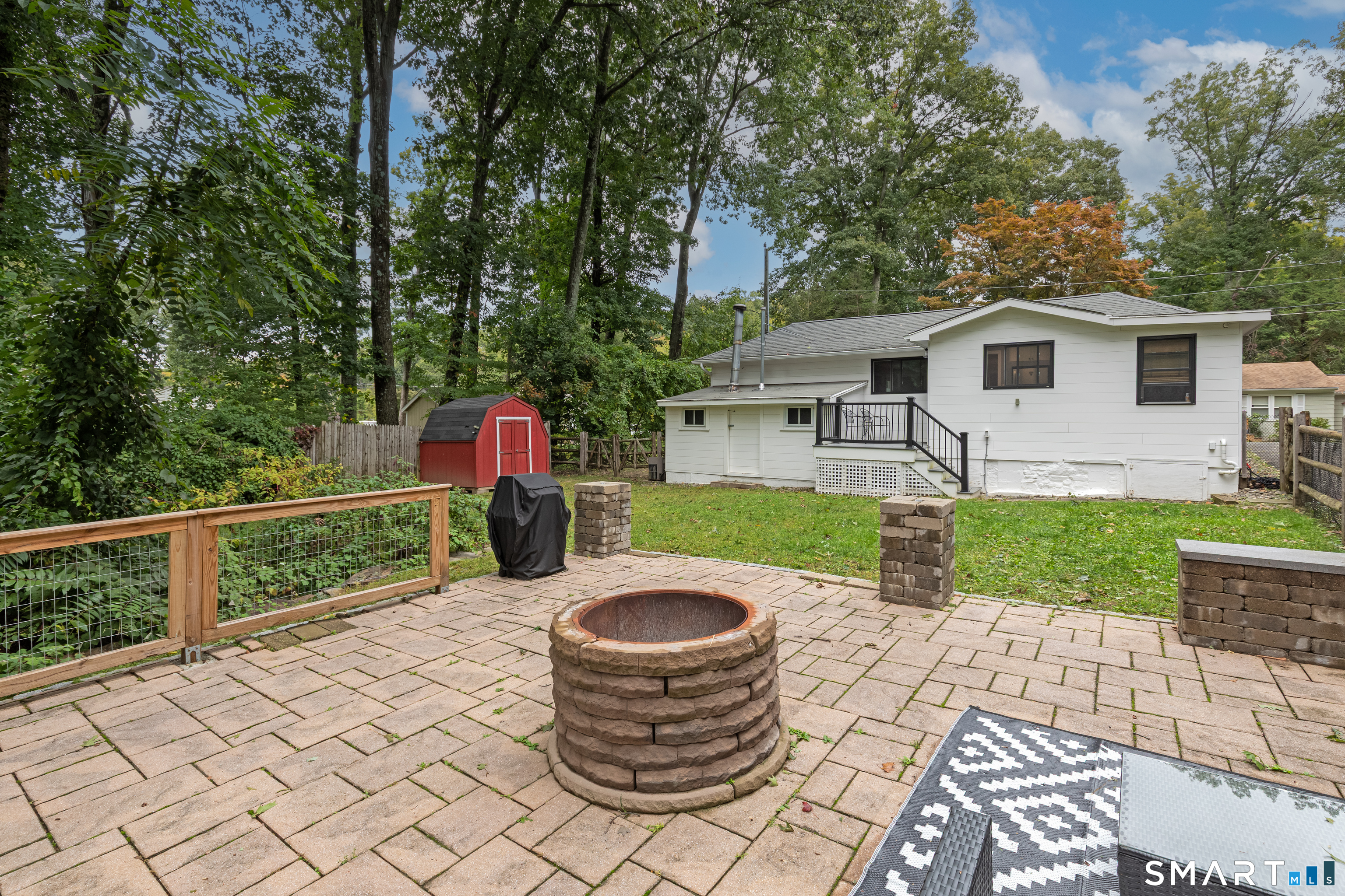 6 Indian Avenue photo 22