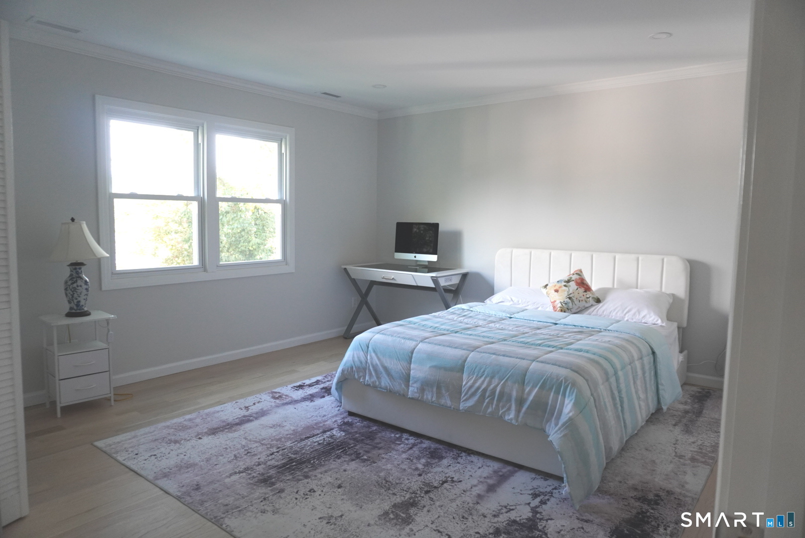 Foto 9 de 2 familias en venta en 80 Coolidge Avenue, Stamford, CT — $1,190,000
