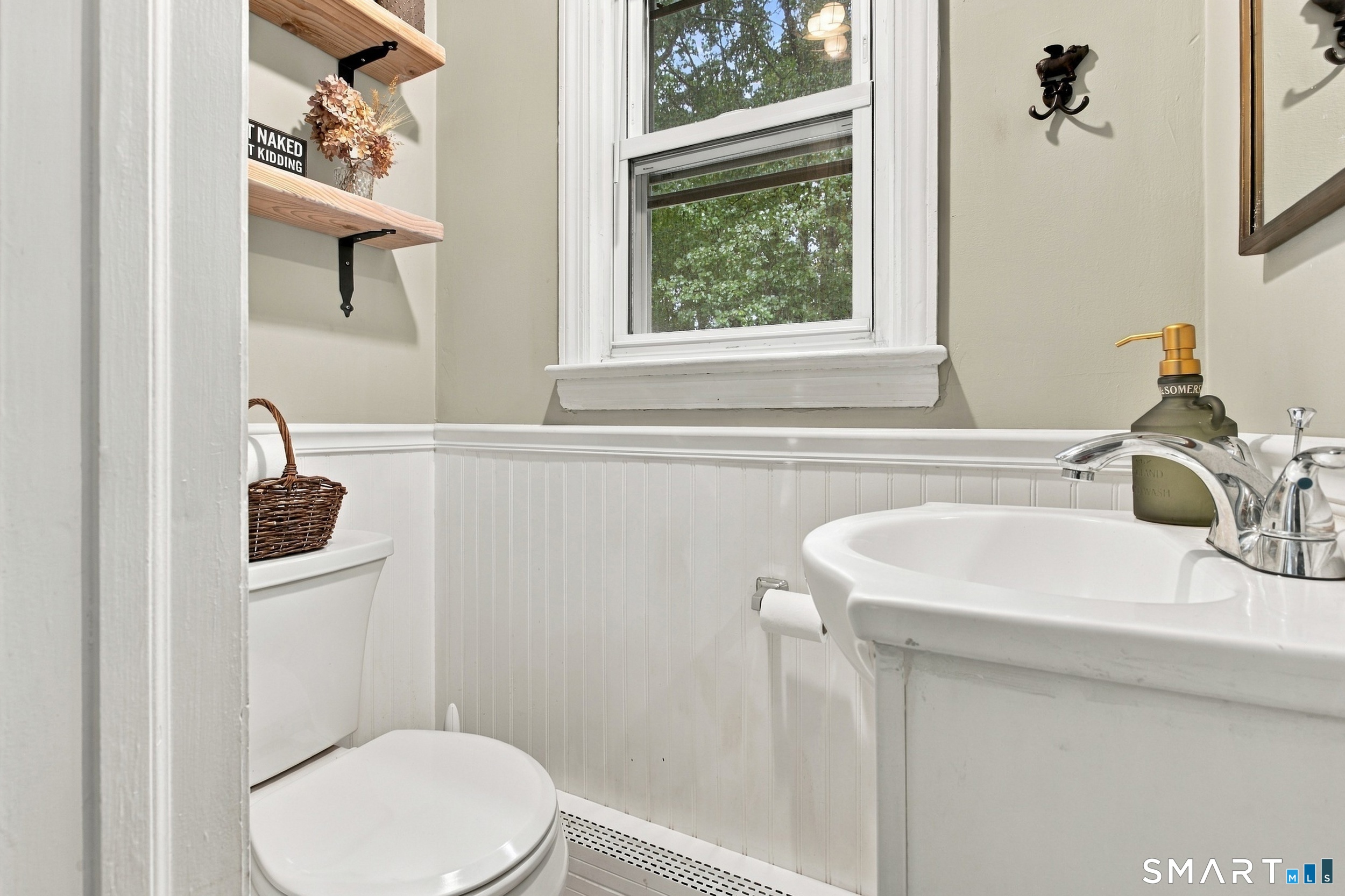 54 Silver Hill Road photo 14