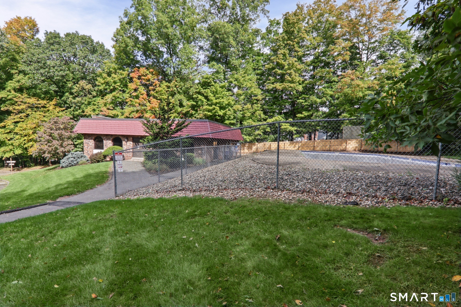 35 Woodsedge Drive Unit #5B photo 22