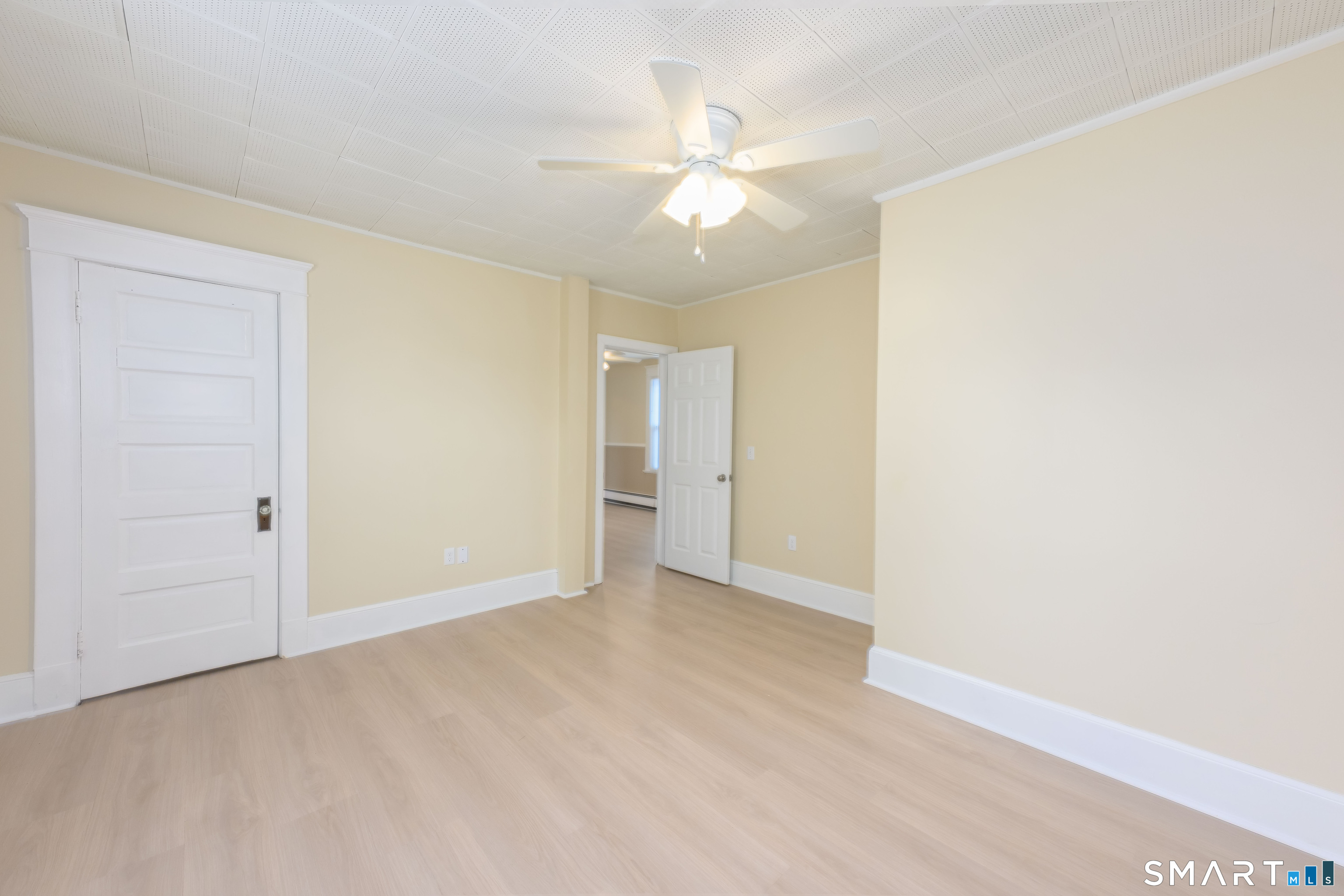 61 Elm Street photo 9