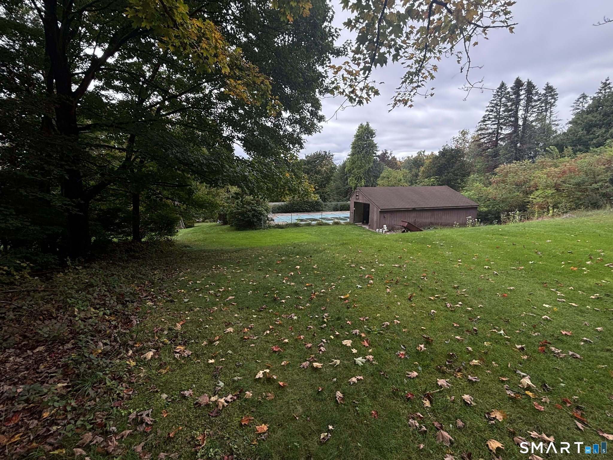 201 West Road photo 40