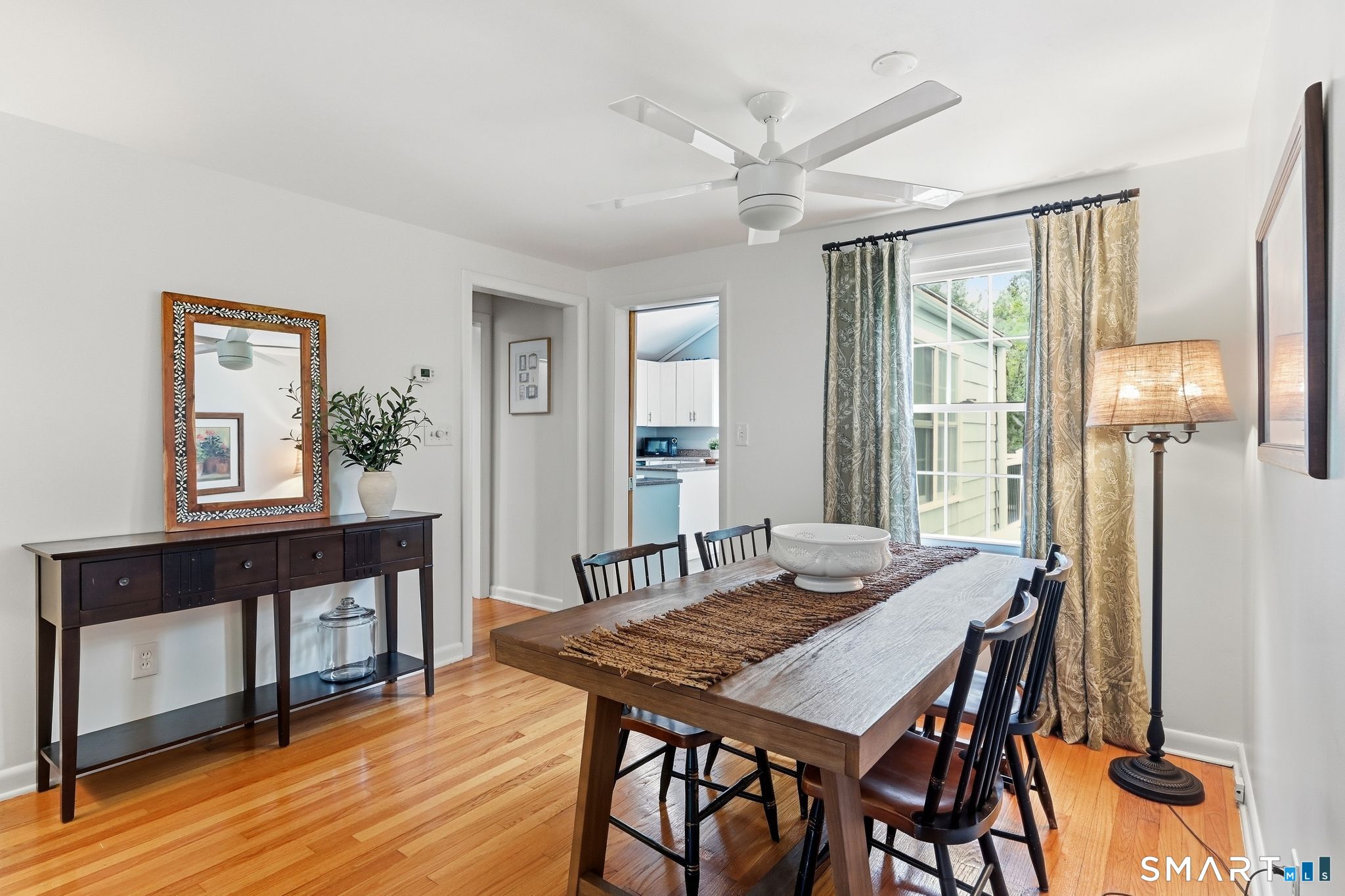 60 Russell Avenue photo 11
