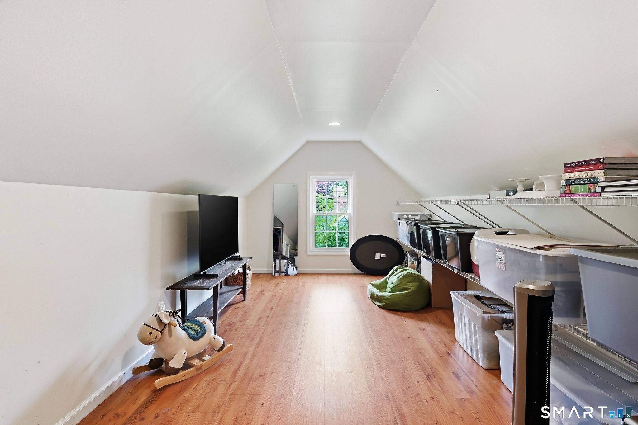 60 Russell Avenue photo 29