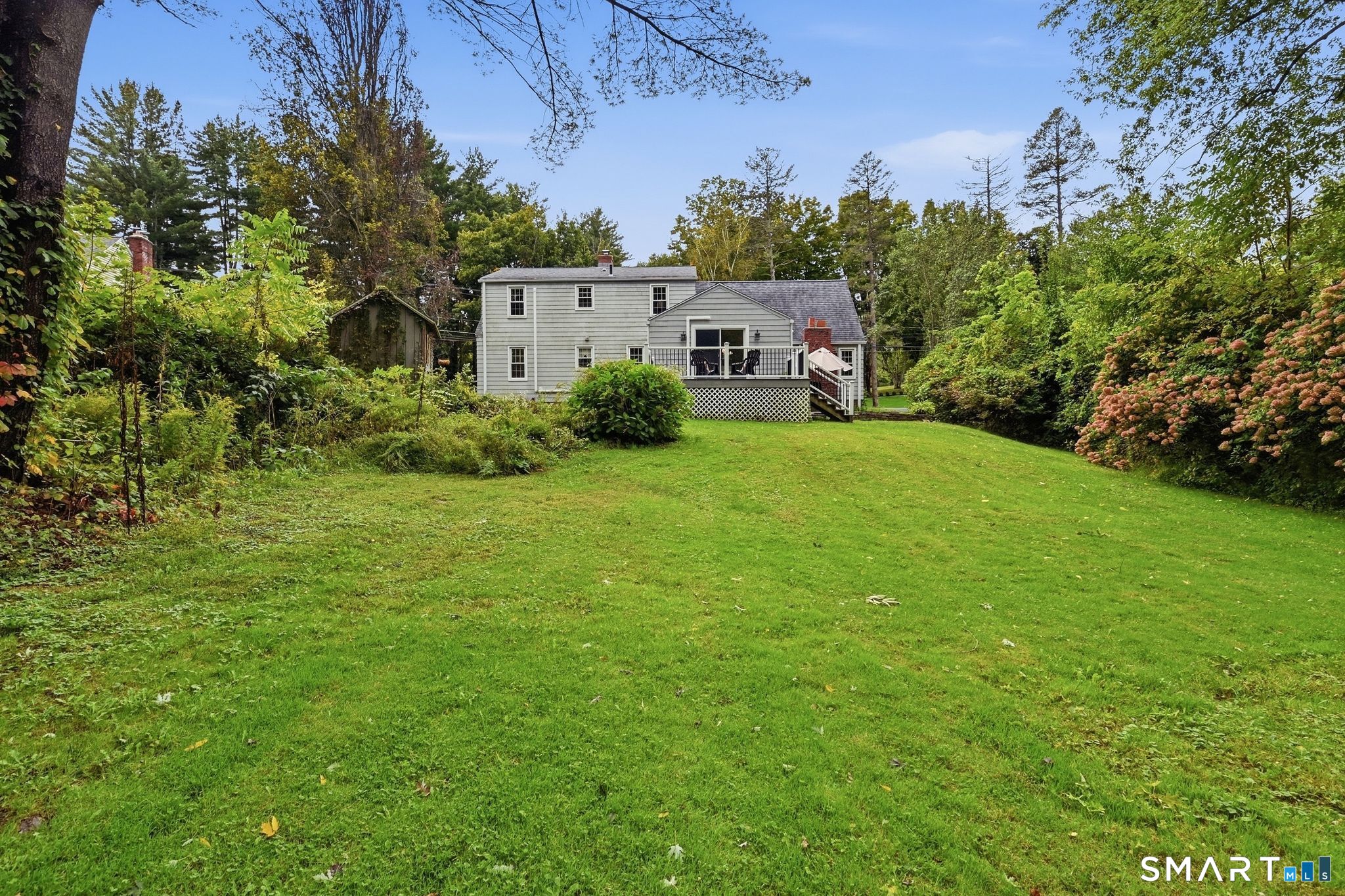 60 Russell Avenue photo 40