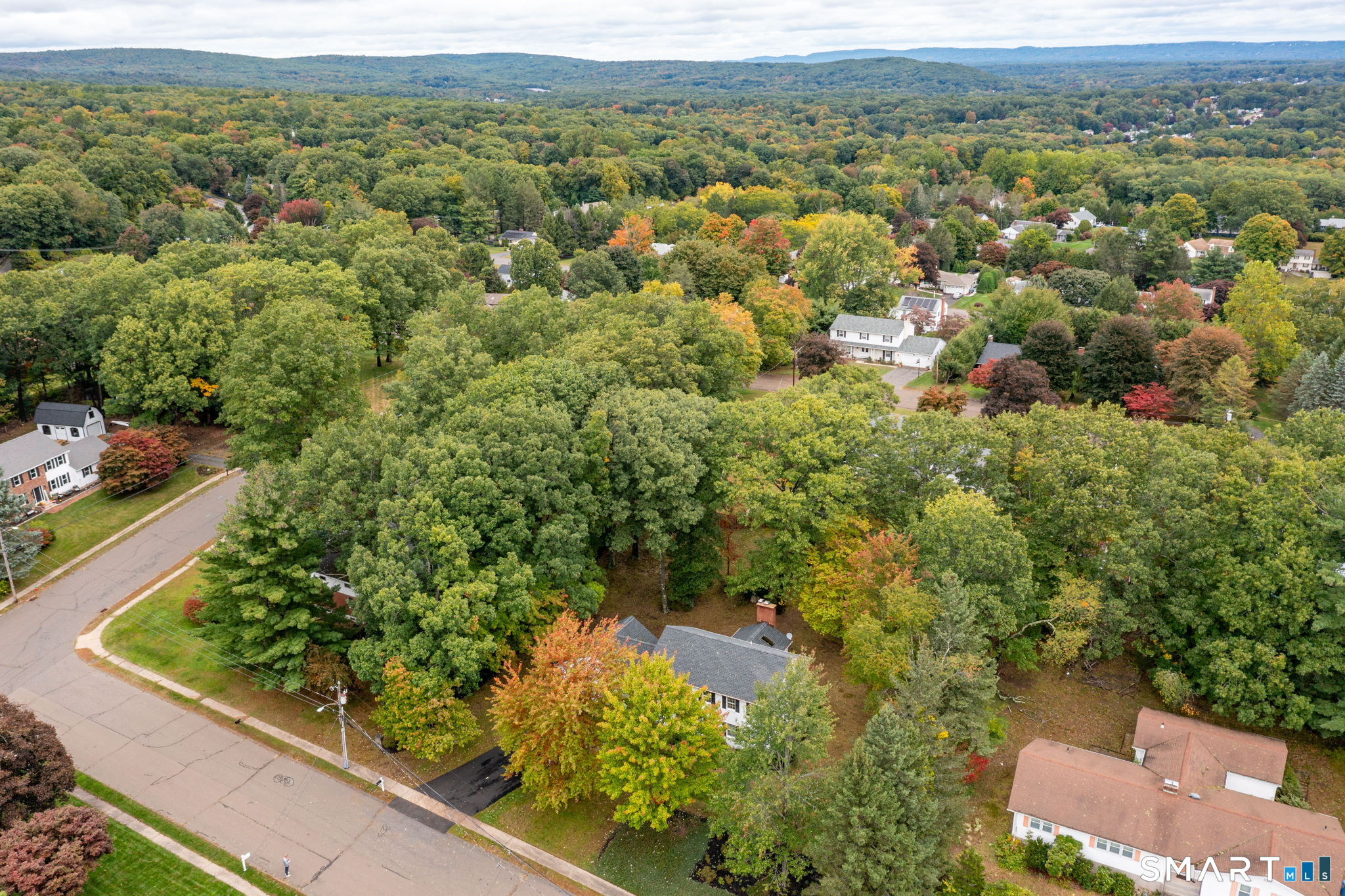 160 McIntosh Drive photo 31