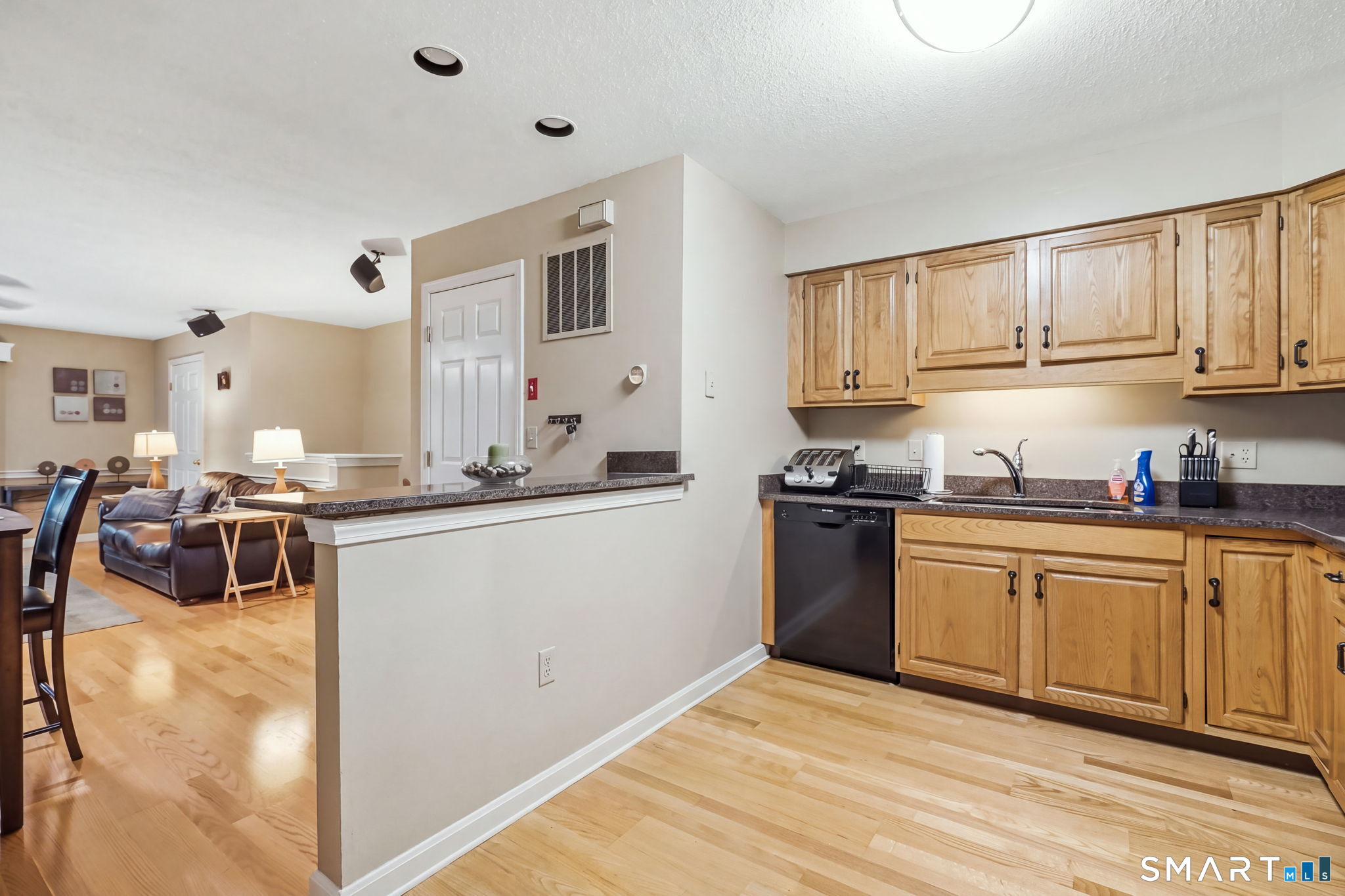 304 Ashmead Commons Unit #304 photo 13