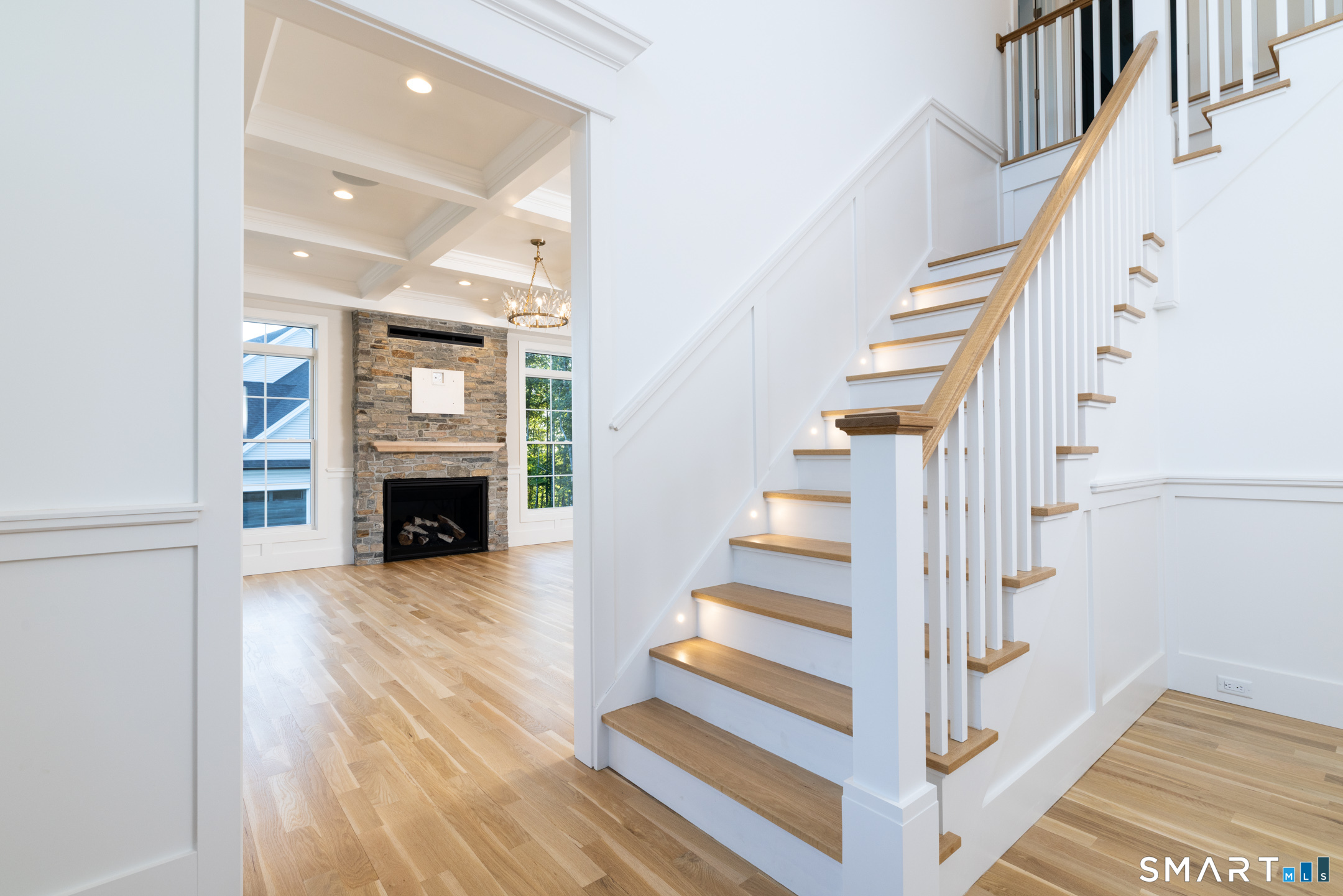 12 Pumpkin Grove, East Lyme, CT 06333