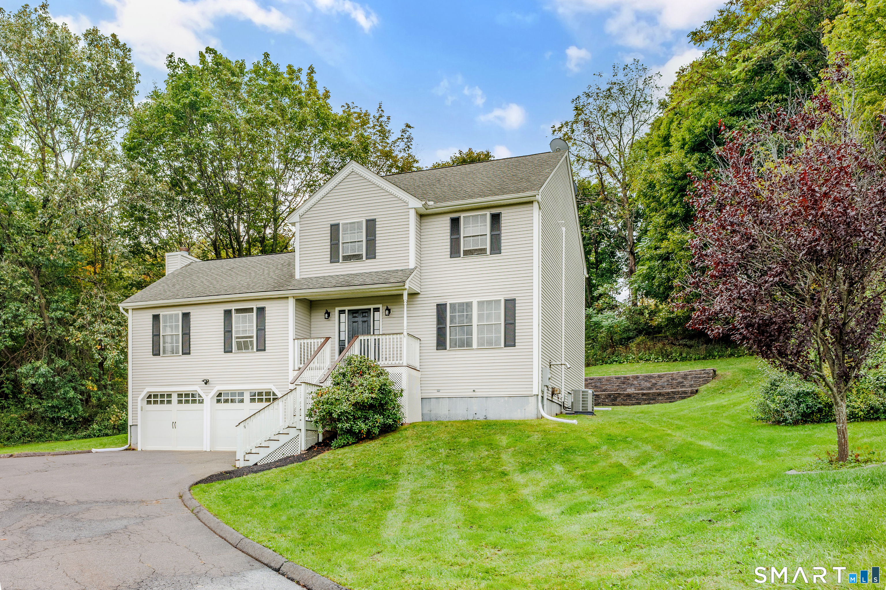 Photo 2 of Single family home for sale at 35 Lou Ann Ter, Meriden, CT 06450 | MLS# 24210197 | Listing updated on 2026-10-03