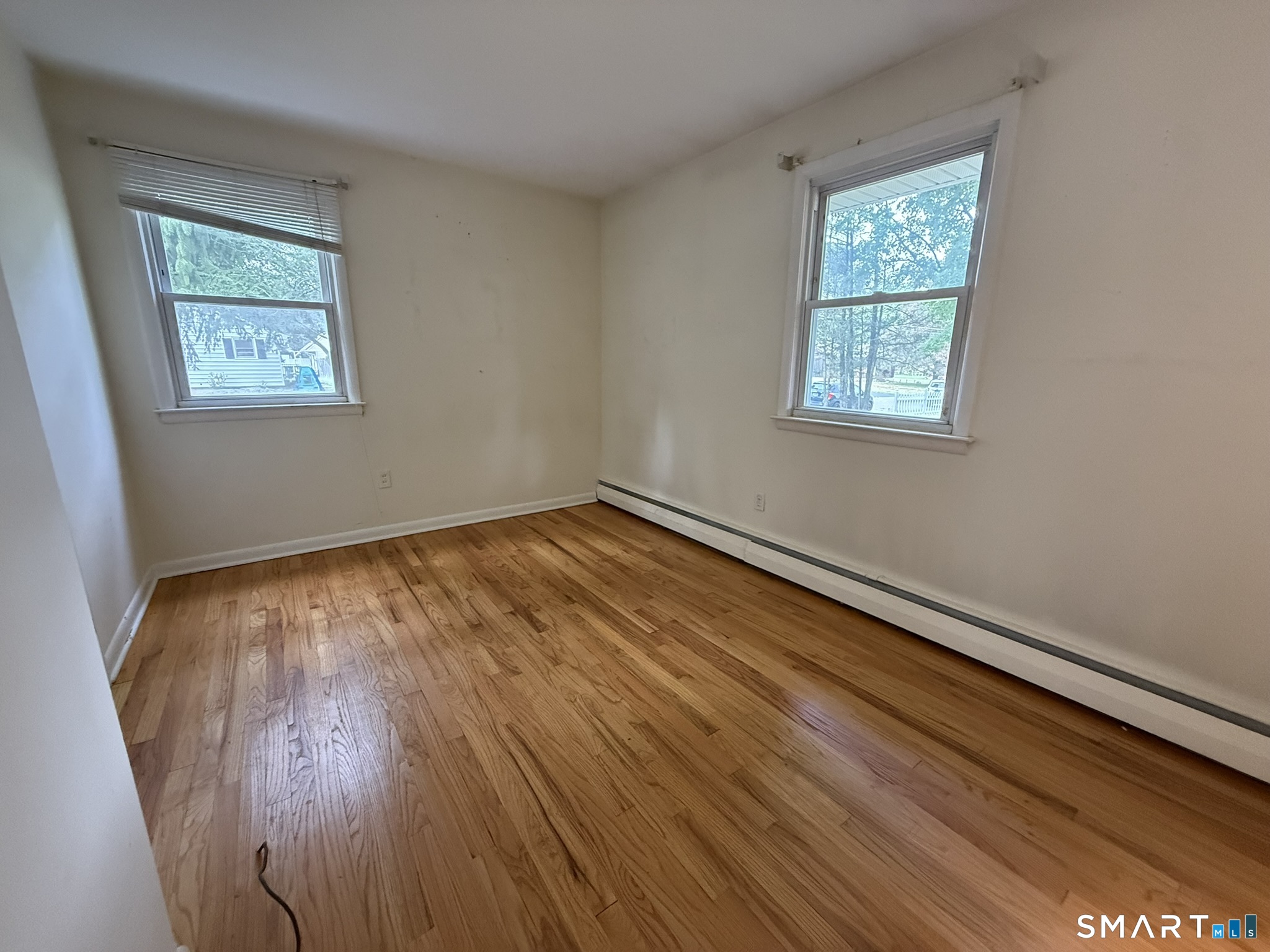 88 Debbie Drive photo 6