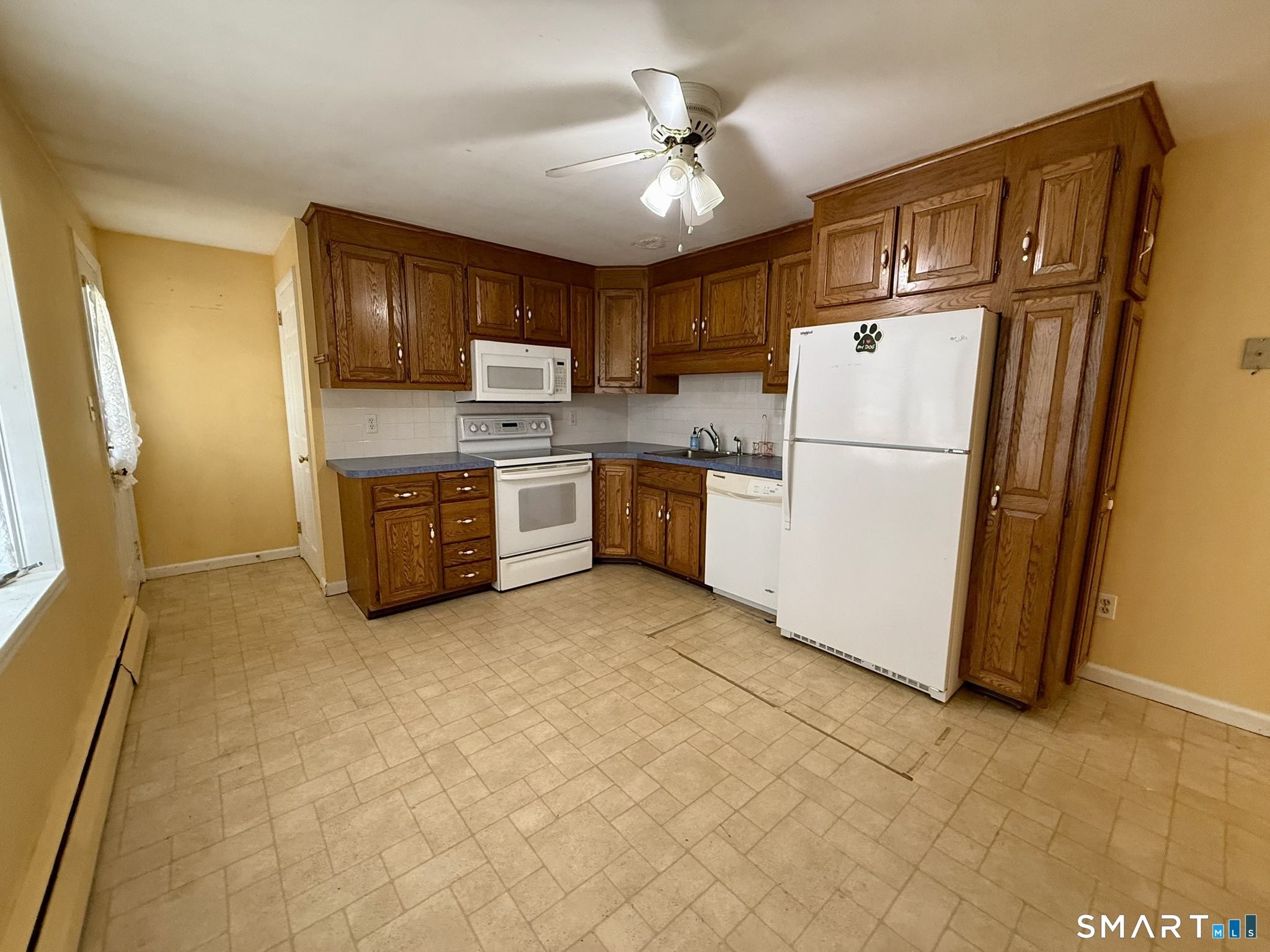 88 Debbie Drive photo 12