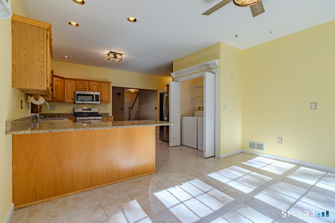 160 Hawthorne Drive Unit #160 photo 13