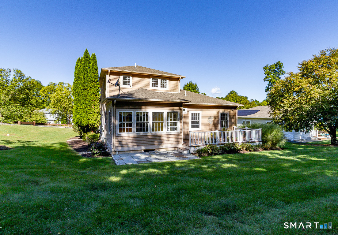 160 Hawthorne Drive Unit #160 photo 33