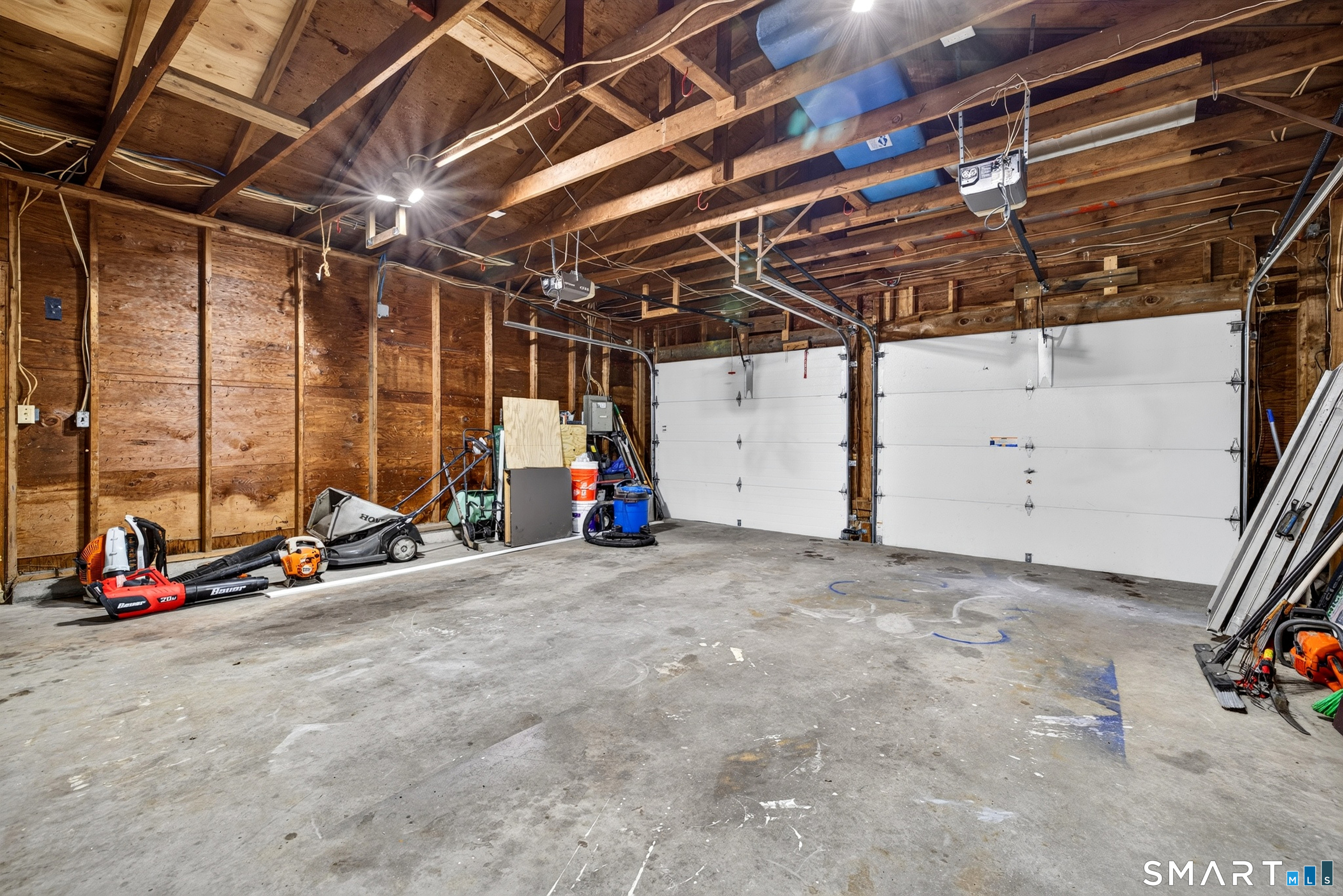 13 Greentree Drive photo 35