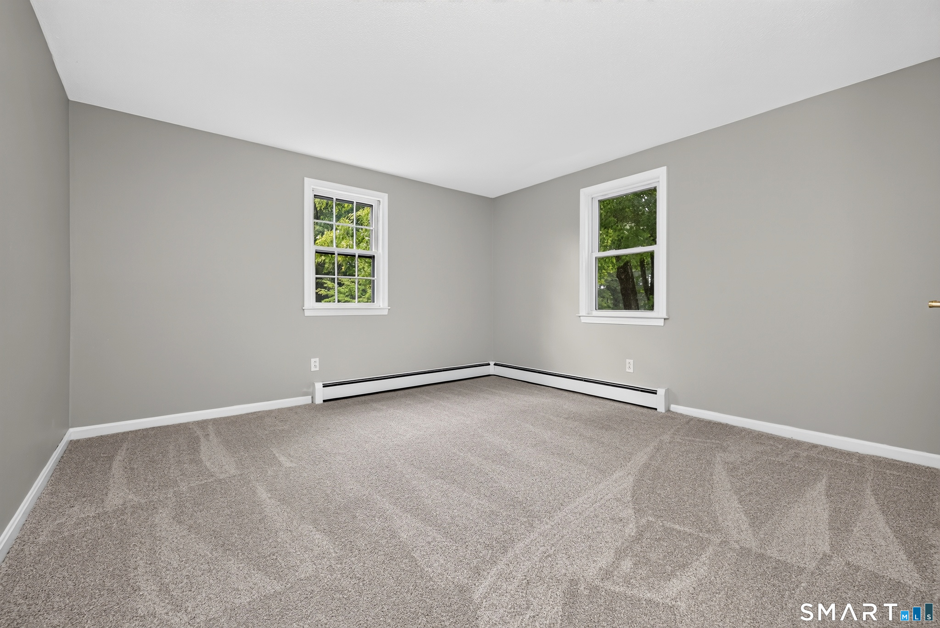 13 Greentree Drive photo 31