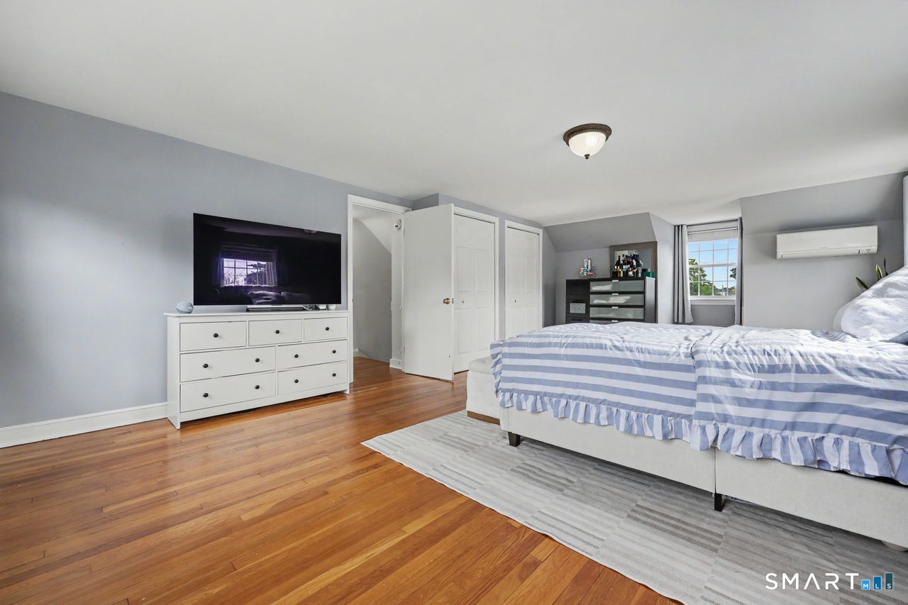 501 Bridgeview Place photo 29