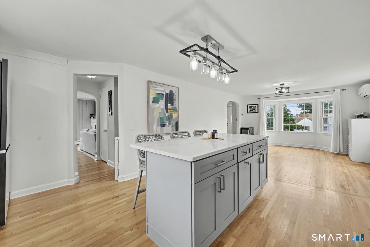 501 Bridgeview Place photo 13